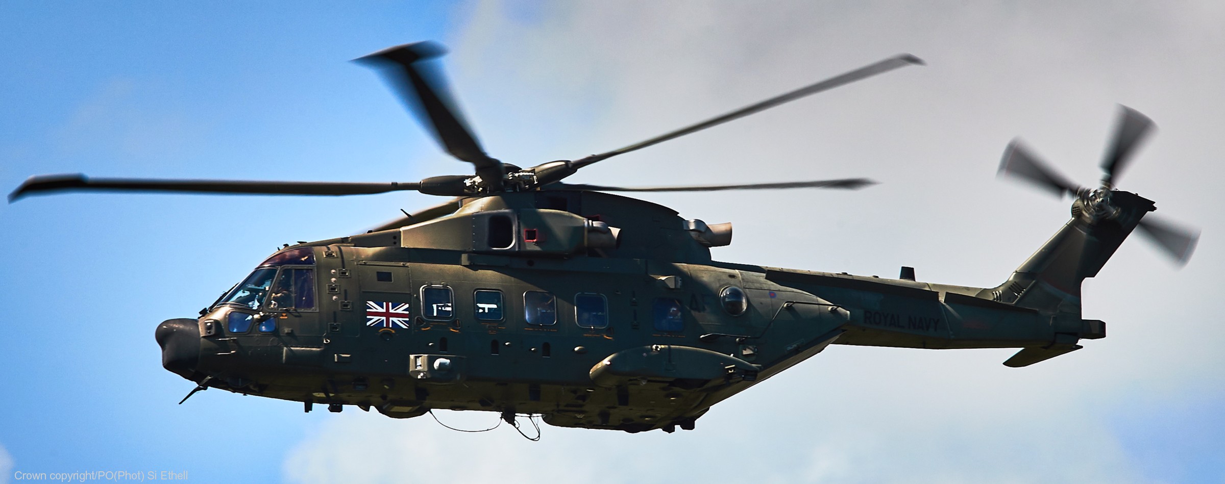 merlin hc3 hc3a mk.3 commando helicopter aw101 force chf royal navy 845 846 naval air squadron rnas yeovilton agusta westland marines 21