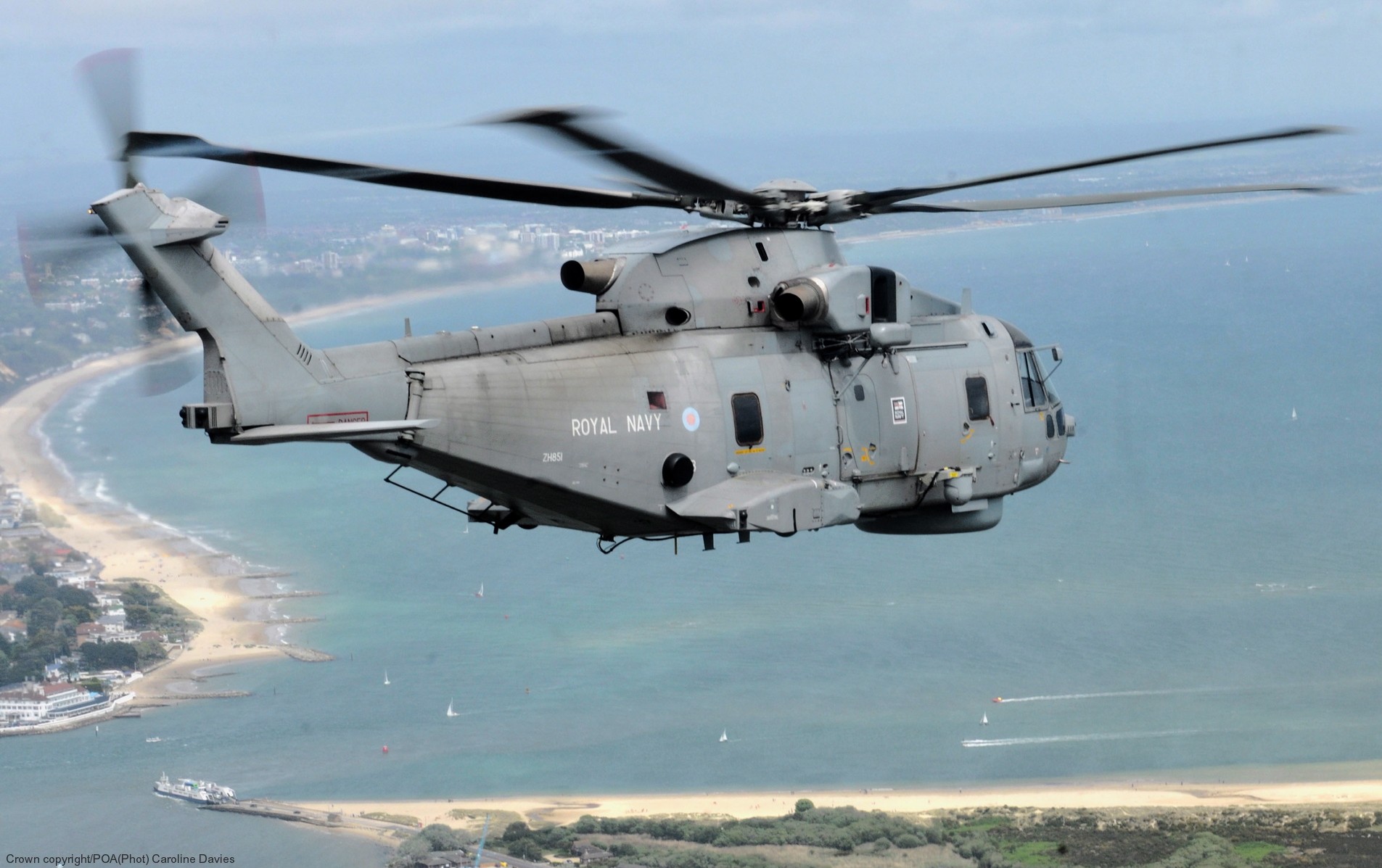 merlin hm2 helicopter royal navy agusta westland aw101 leonardo naval air squadron nas rnas culdrose 32