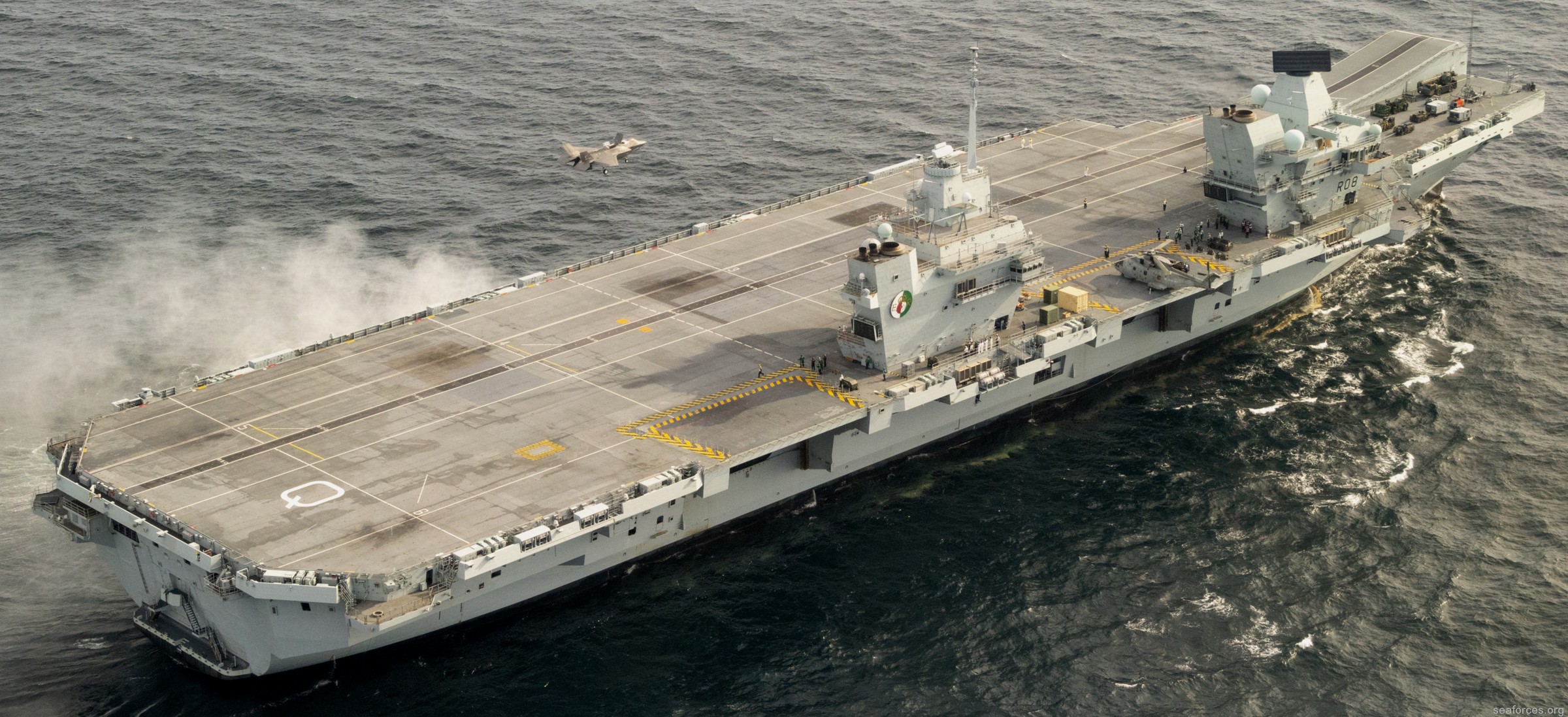 hms queen elizabeth r-08 aircraft carrier royal navy 39