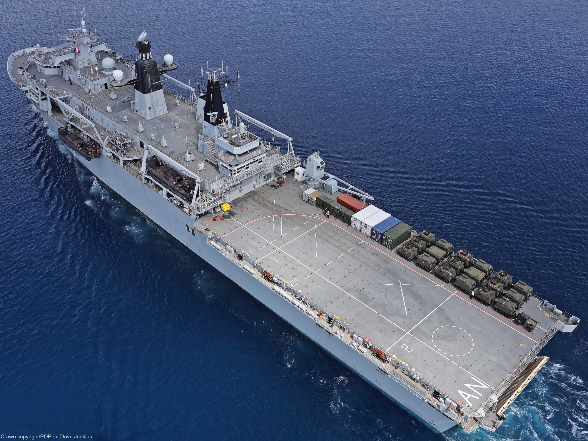 albion class landing platform dock amphibious assault ship lpd royal navy 71c