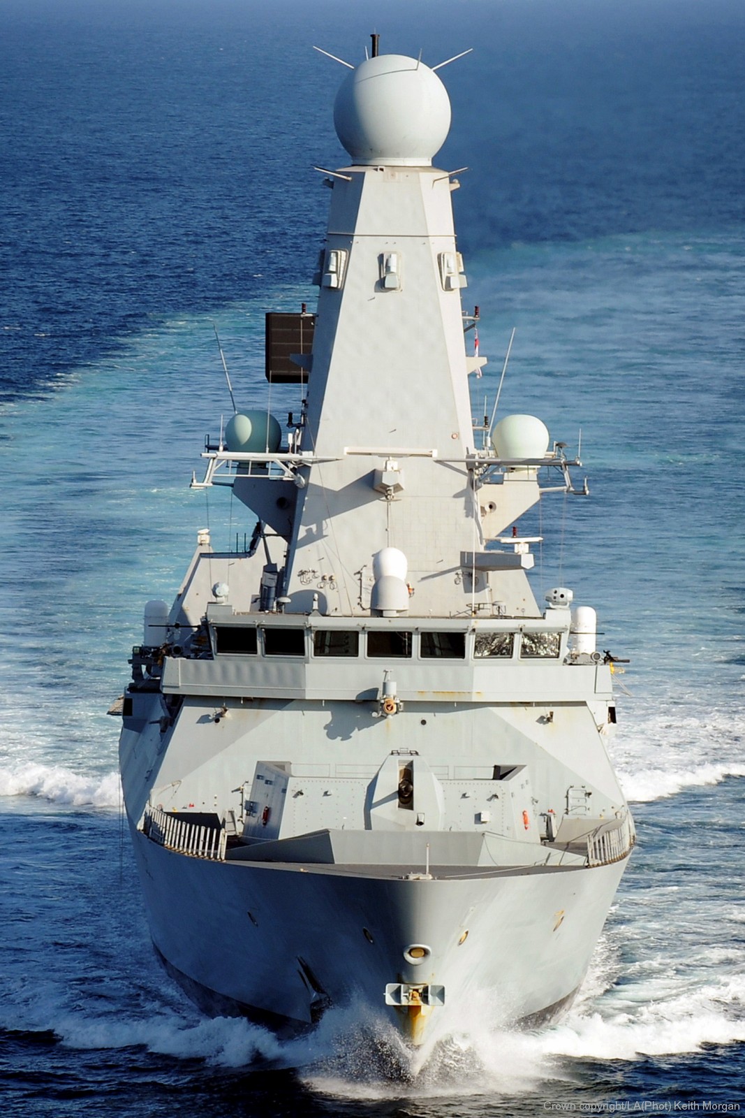 hms daring d-32 type 45 class guided missile destroyer royal navy sea viper paams 26