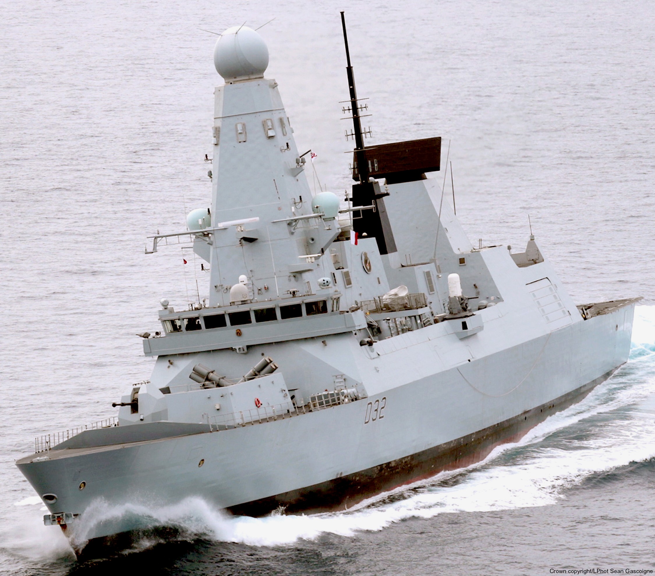 d32 hms daring type 45 class guided missile destroyer ddg royal navy sea viper paams 57