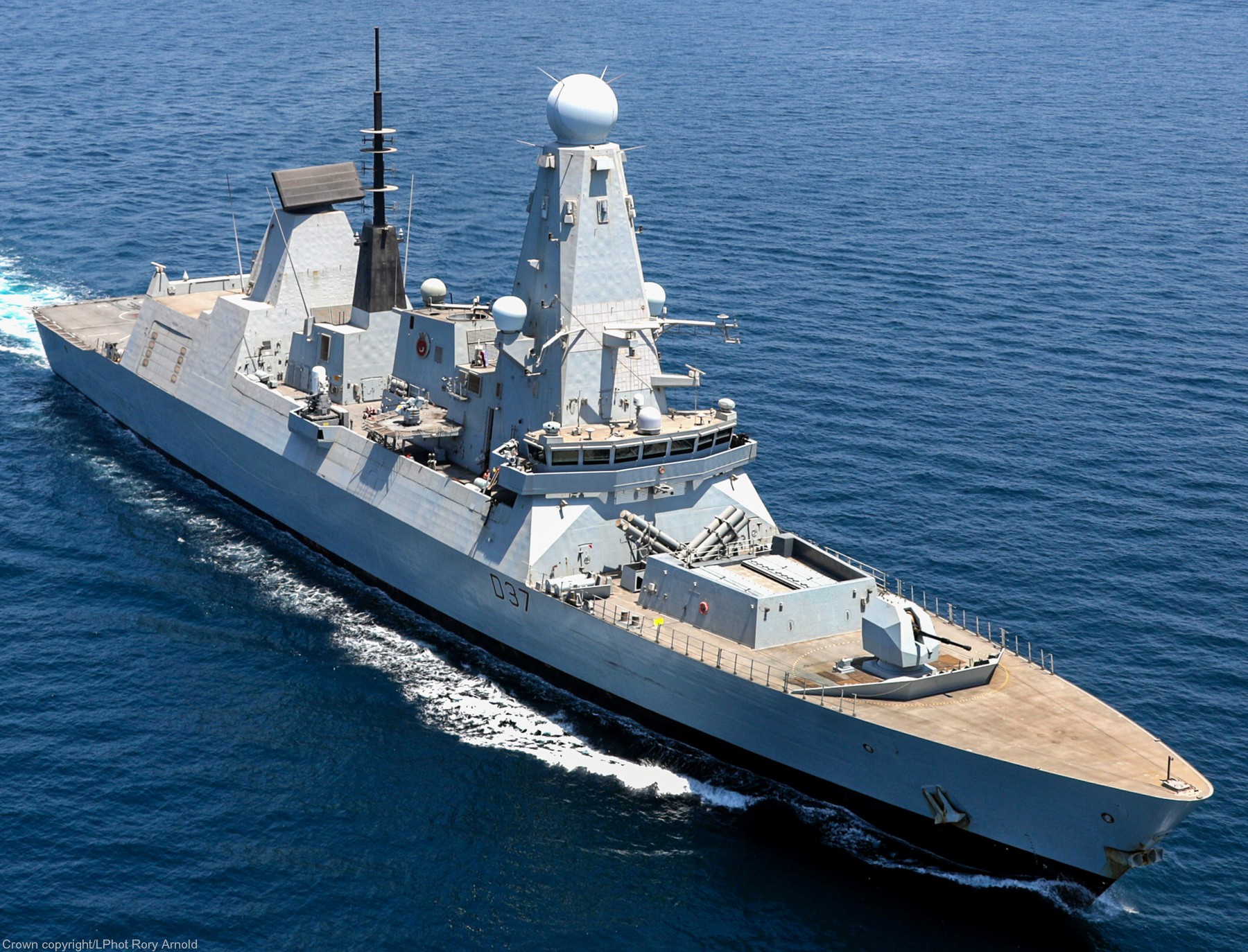d37 hms duncan d-37 type 45 daring class guided missile destroyer ddg royal navy sea viper 18