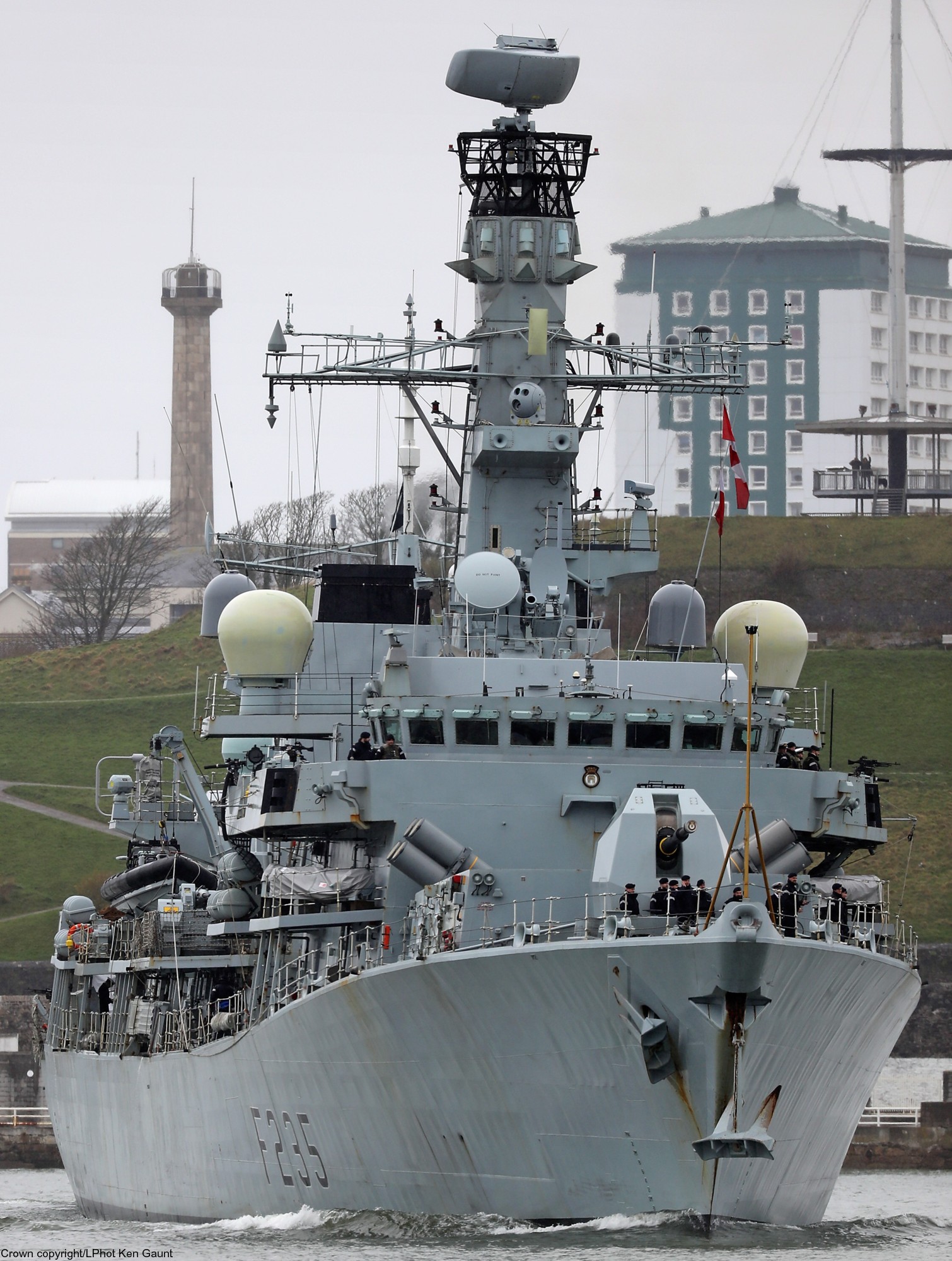 f-235 hms monmouth type 23 duke class guided missile frigate ffg royal navy 41