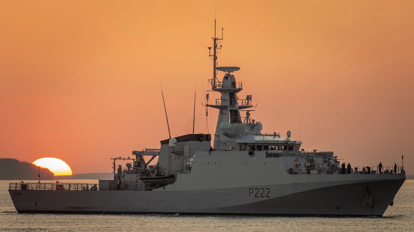 p222 hms forth river class offshore patrol vessel opv royal navy 19