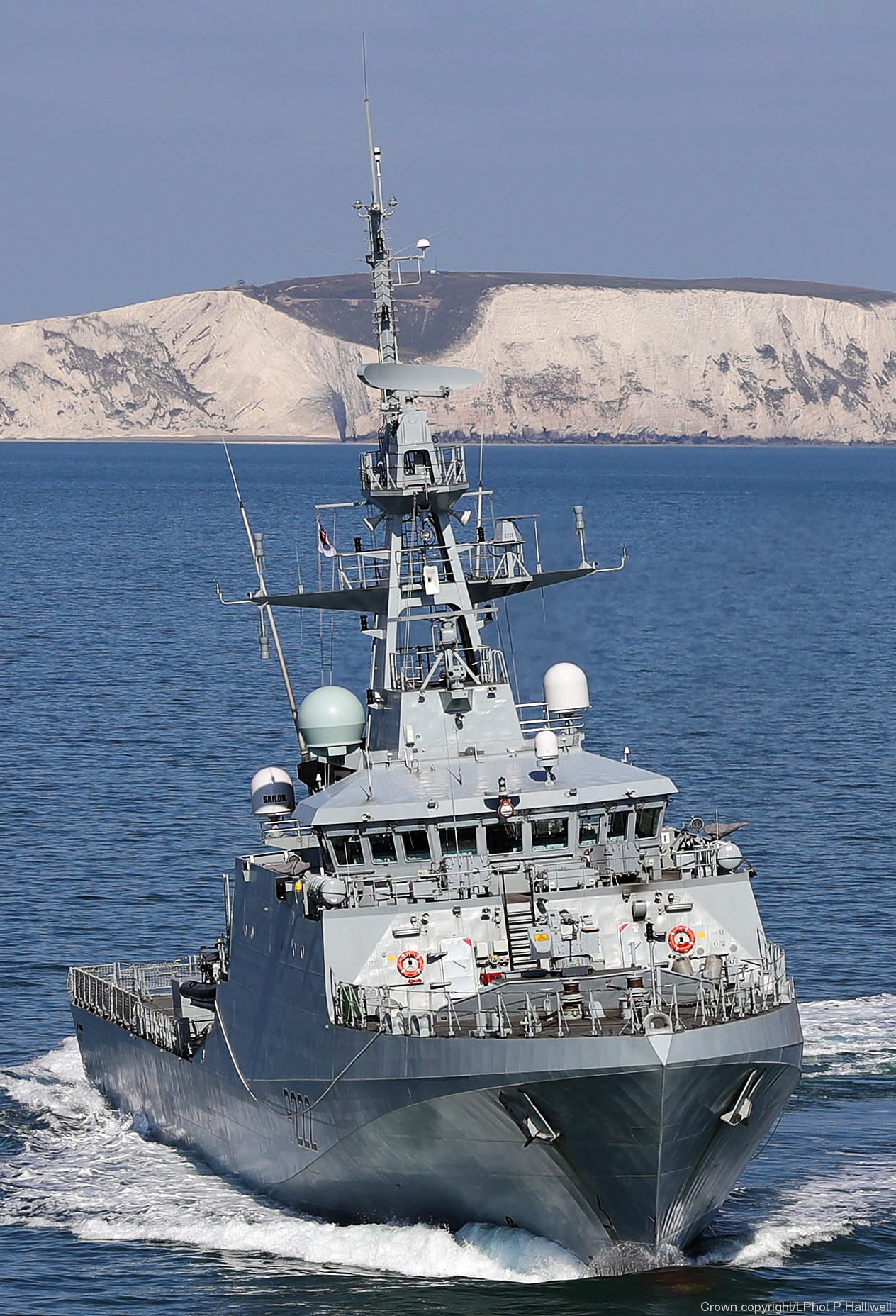 p222 hms forth river class offshore patrol vessel opv royal navy 49