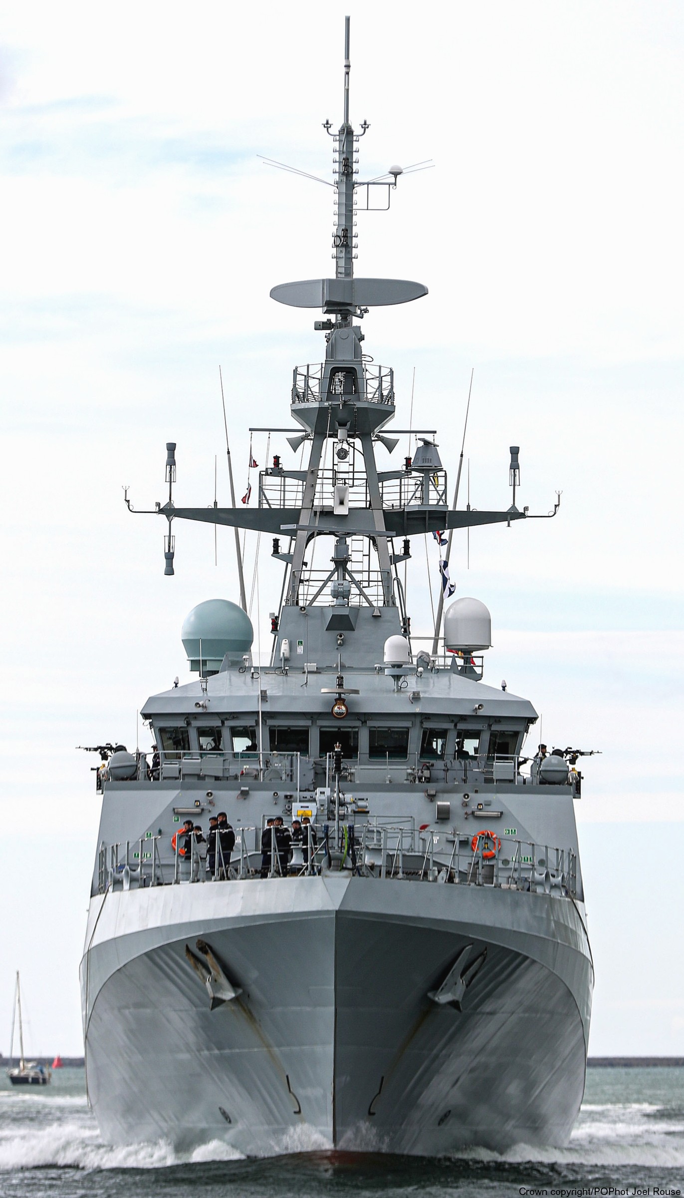 p233 hms tamar river class offshore patrol vessel opv royal navy 68