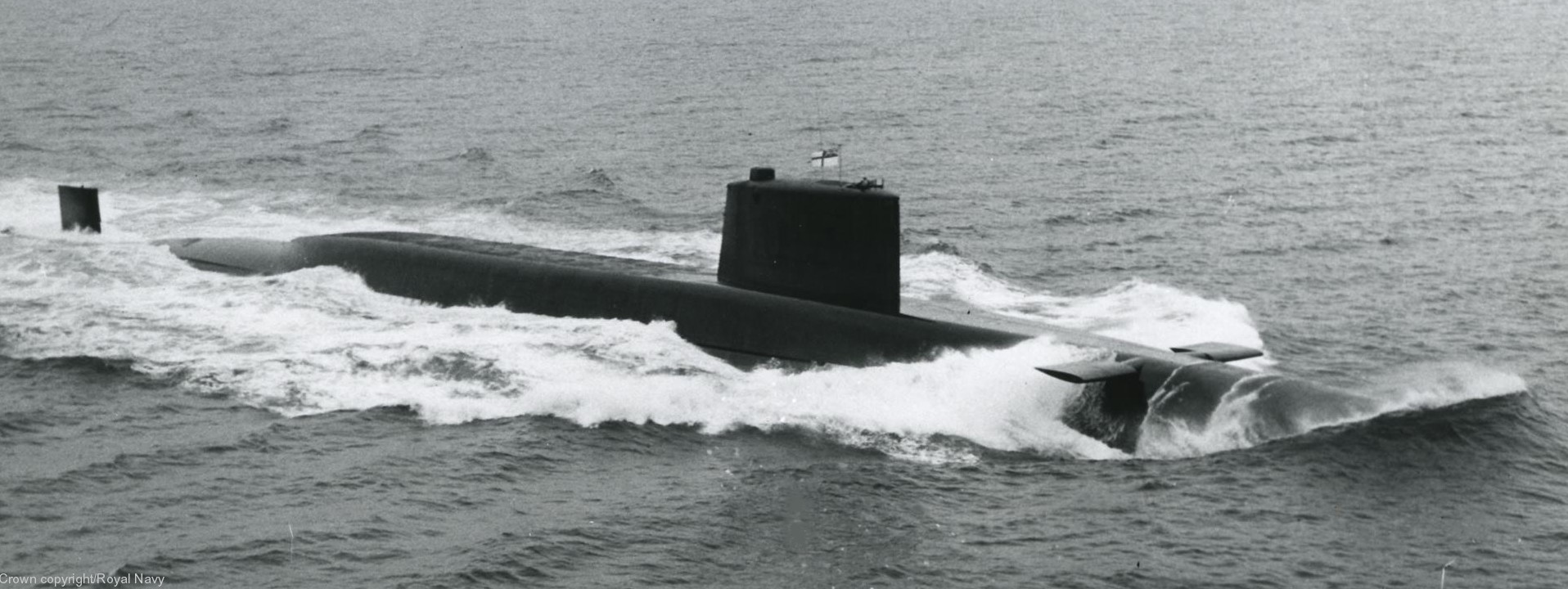 resolution class ballistic missile submarine ssbn ugm-27 polaris slbm royal navy 05c