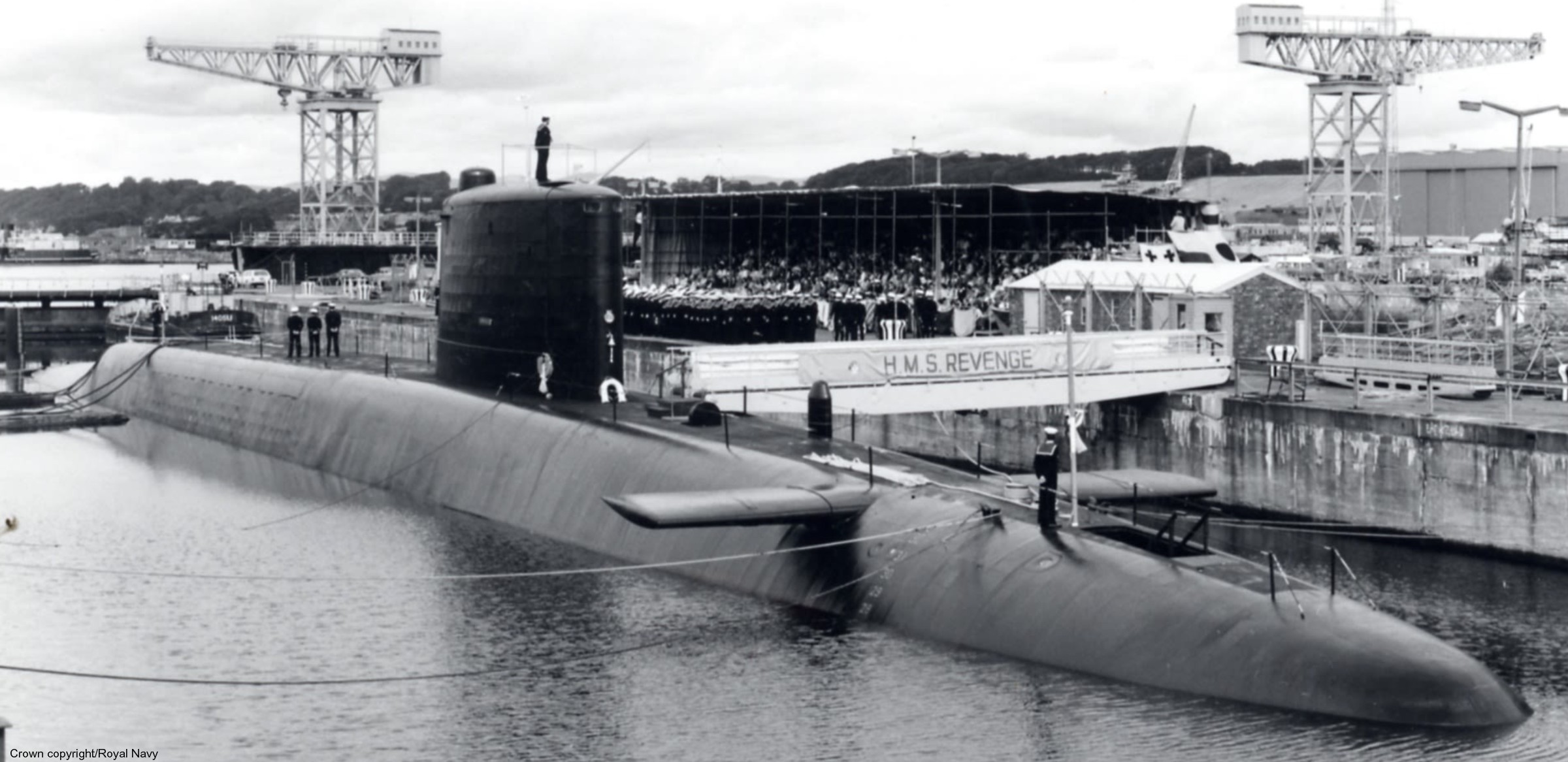 s27 hms revenge resolution class ballistic missile submarine ssbn polaris slbm royal navy 02