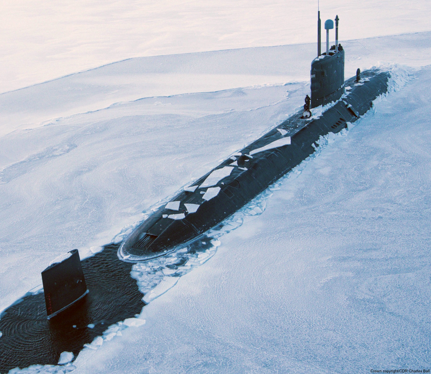 s91 hms trenchant trafalgar class attack submarine hunter killer royal navy 15