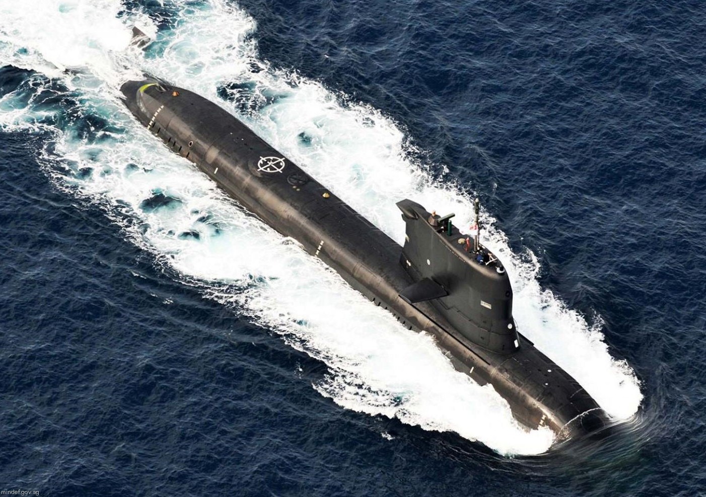 challenger class attack submarine rss conqueror chieftain centurion republic singapore navy 04