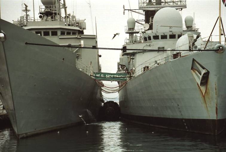 SPS Navarra (F 85), HMS Nottingham (D 91) - Standing NATO Response Force Maritime Group 2 / SNMG-2. Trieste, Italy - February 2006.
