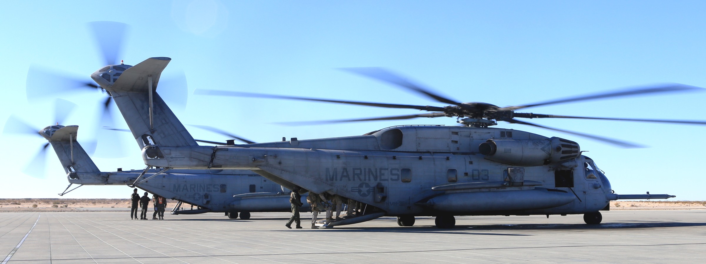 hmh-361 flying tigers marine heavy helicopter squadron usmc sikorsky ch-53e super stallion 10