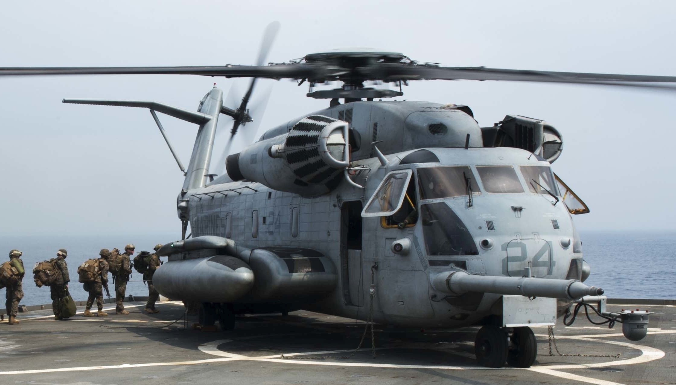hmh-361 flying tigers marine heavy helicopter squadron usmc sikorsky ch-53e super stallion mcas miramar california 90x