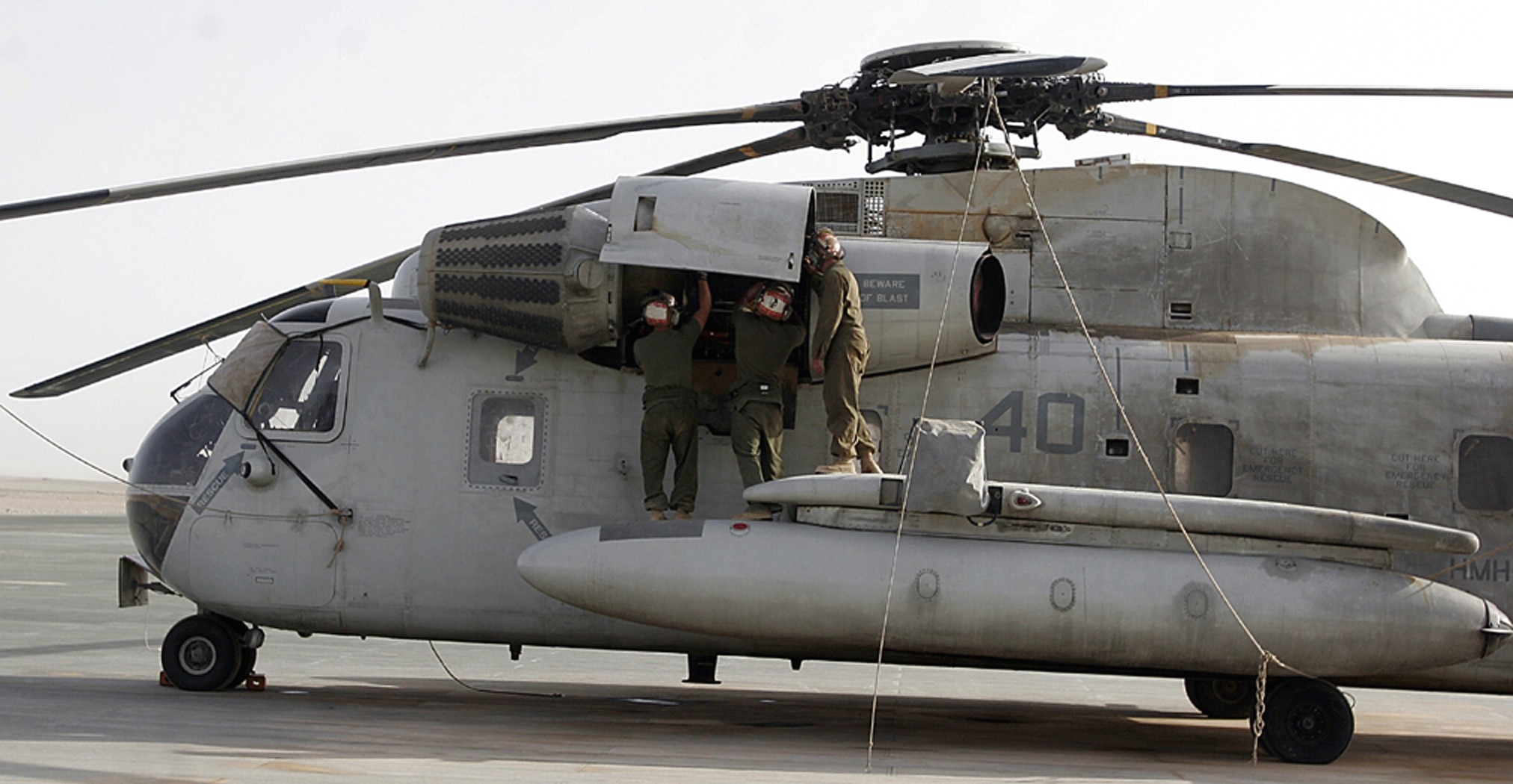 hmh-362 ugly angels marine heavy helicopter squadron usmc sikorsky ch-53d sea stallion 29 camp bastion