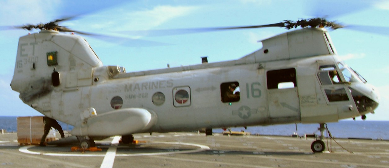 hmm-262 flying tigers ch-46e sea knight marine medium helicopter squadron usmc 53