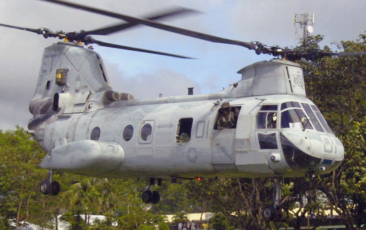 hmm-262 flying tigers ch-46e sea knight marine medium helicopter squadron usmc leyte philippines 56