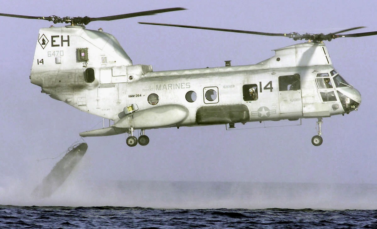 hmm-264 black knights ch-46e sea knight marine medium helicopter squadron usmc 02