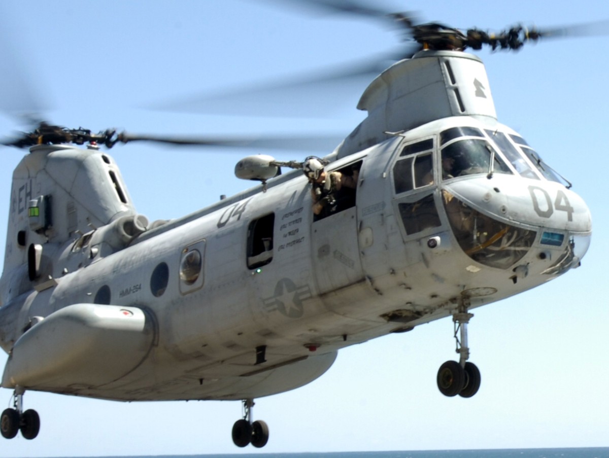hmm-264 black knights ch-46e sea knight marine medium helicopter squadron usmc 28