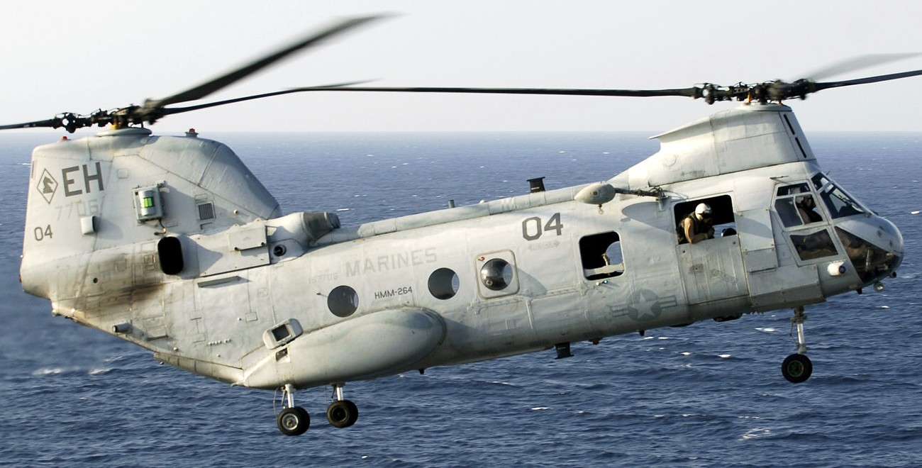 hmm-264 black knights ch-46e sea knight marine medium helicopter squadron usmc 30