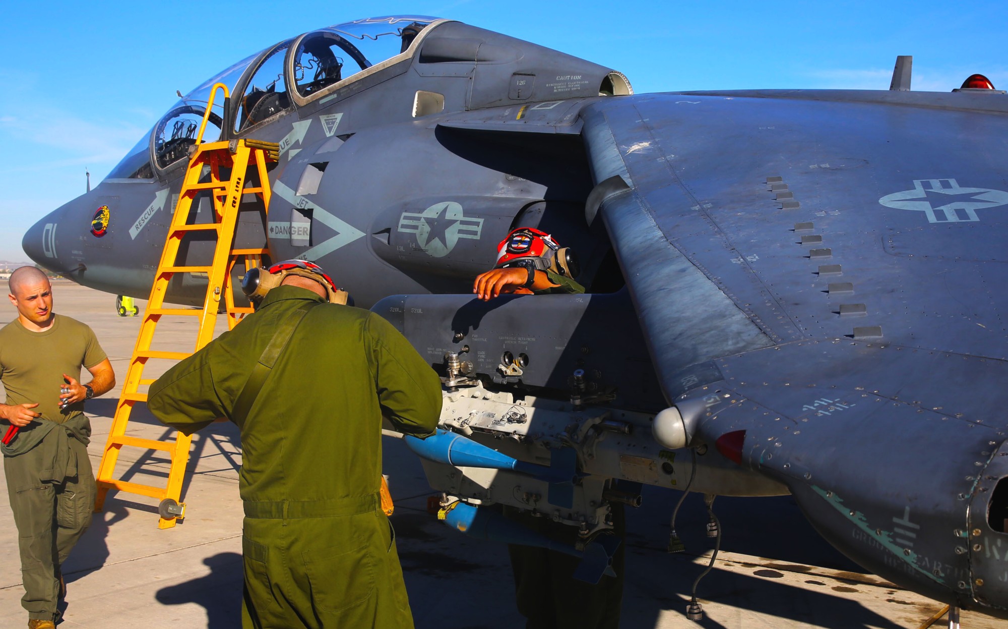 vmat-203 hawks marine attack training squadron tav-8b harrier ii mcas yuma arizona 05