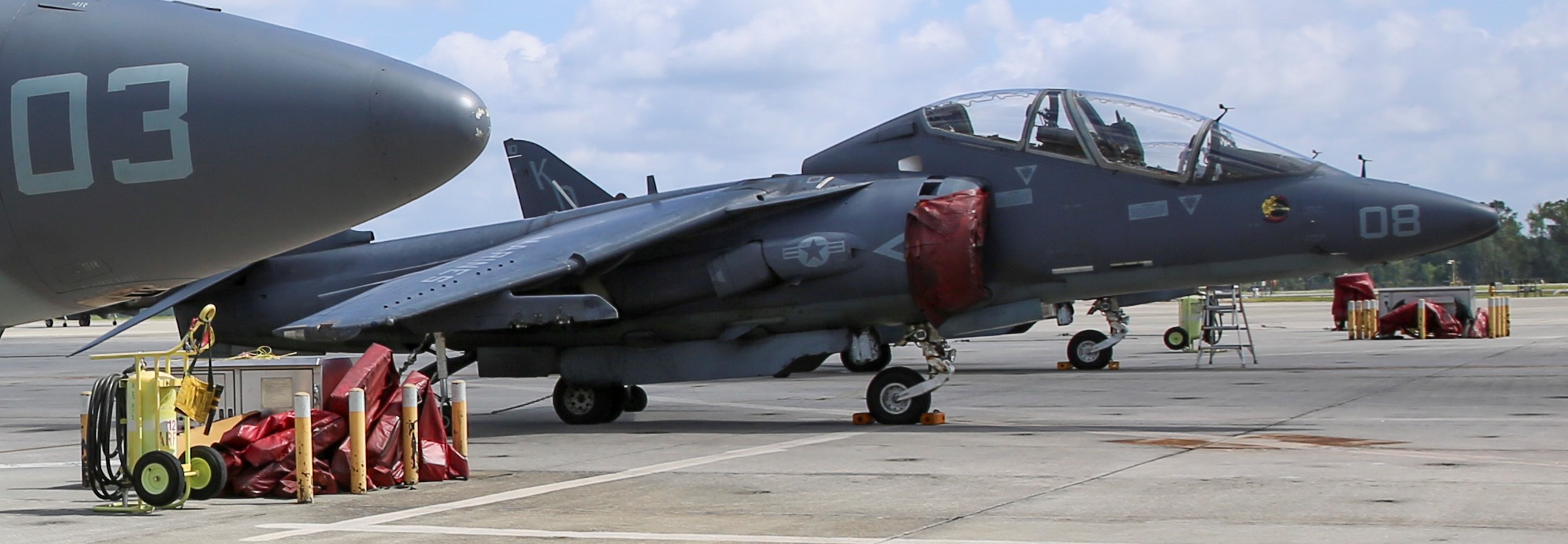 vmat-203 hawks marine attack training squadron tav-8b harrier ii mcas beaufort south carolina 34p