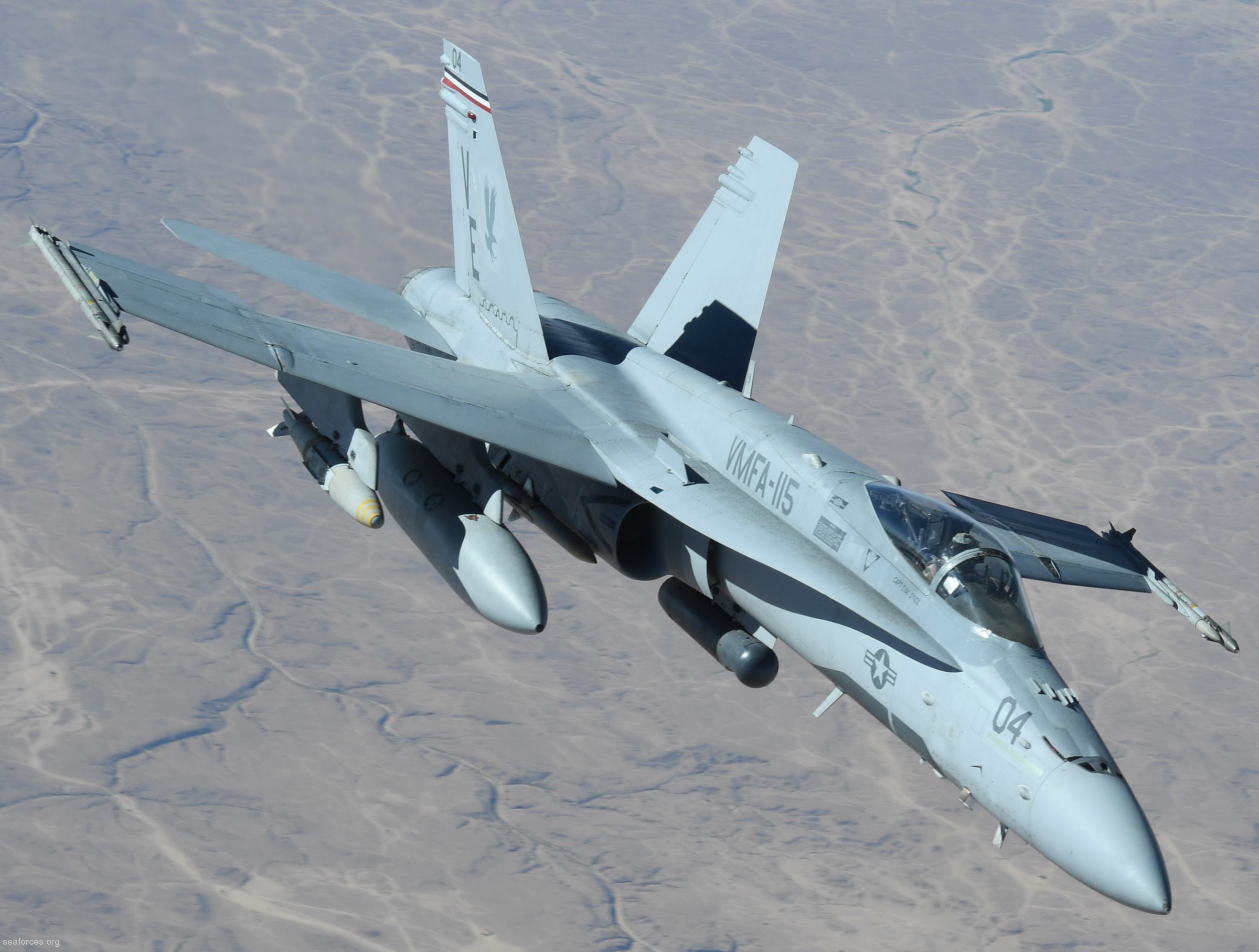 vmfa-115 silver eagles marine fighter attack squadron f/a-18a+ hornet 101 refueling iraq