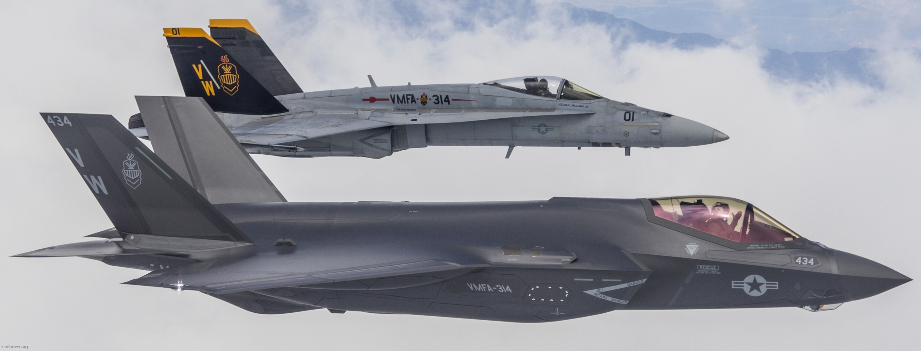 vmfa-314 black knights marine fighter attack squadron f-35c lightning ii usmc 06