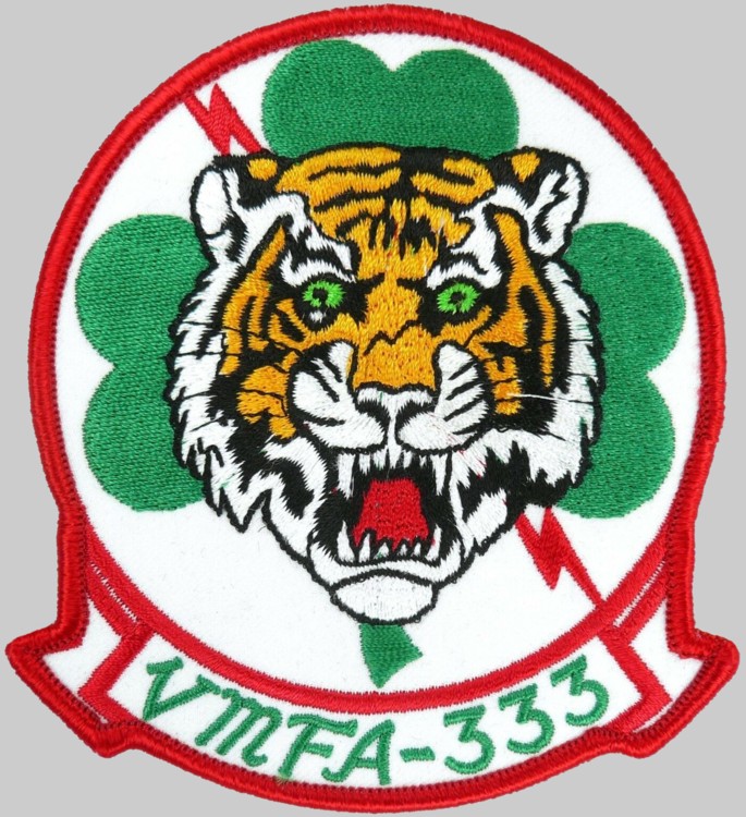 vmfa-333 fighting shamrocks insignia crest patch badge marine fighter attack squadron usmc 03p