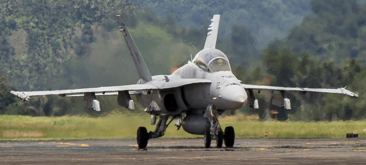 vmfa(aw)-225 vikings marine fighter attack squadron f/a-18d hornet 28