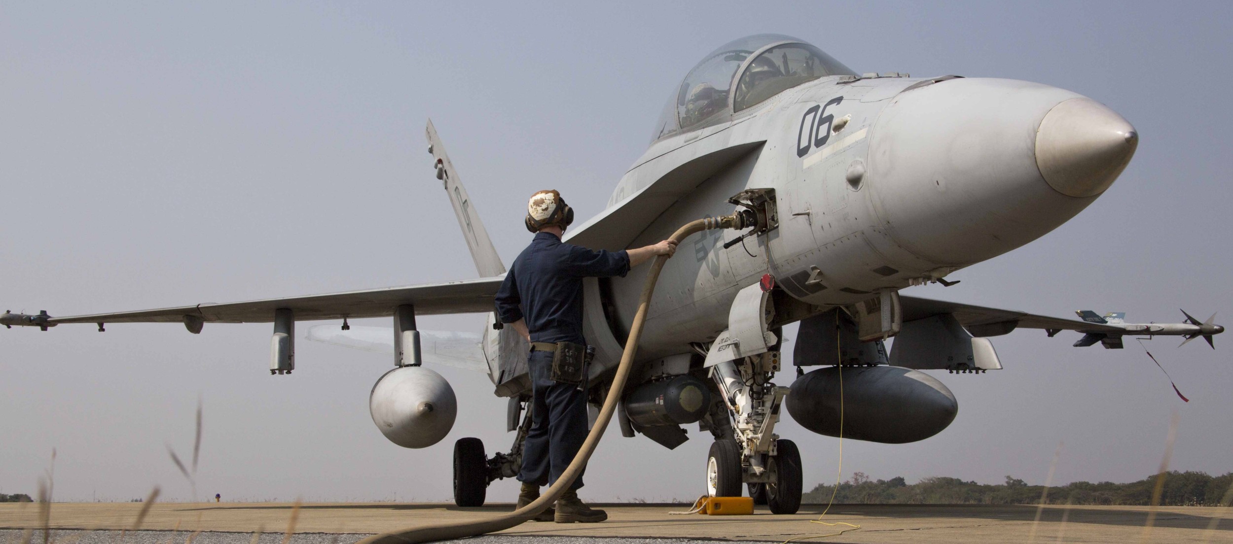 vmfa(aw)-242 bats marine all-weather fighter attack squadron usmc f/a-18d hornet 05 exercise cobra gold thailand