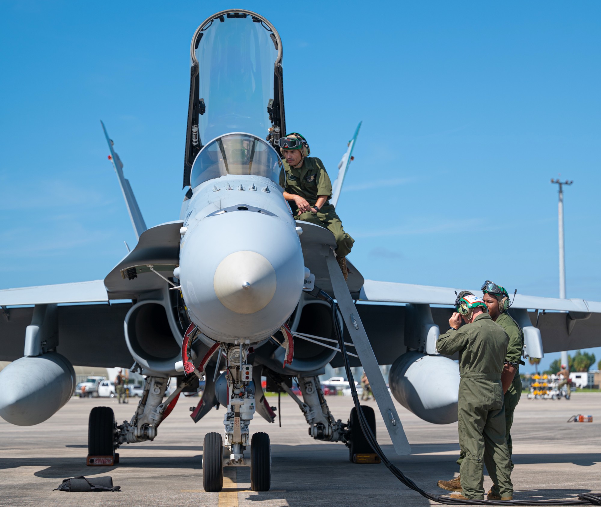vmfat-101 sharpshooters marine fighter attack training squadron f/a-18c hornet wsep east tyndall afb florida 108