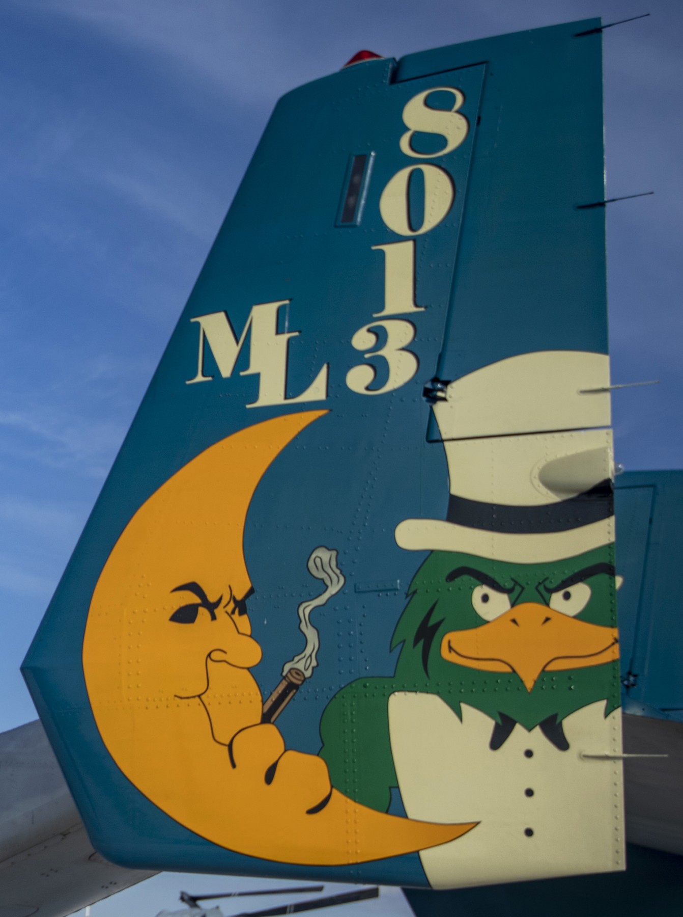 vmm-764 moonlight insignia crest patch badge marine maeium tiltrotor squadron usmc mv-22b osprey 04c