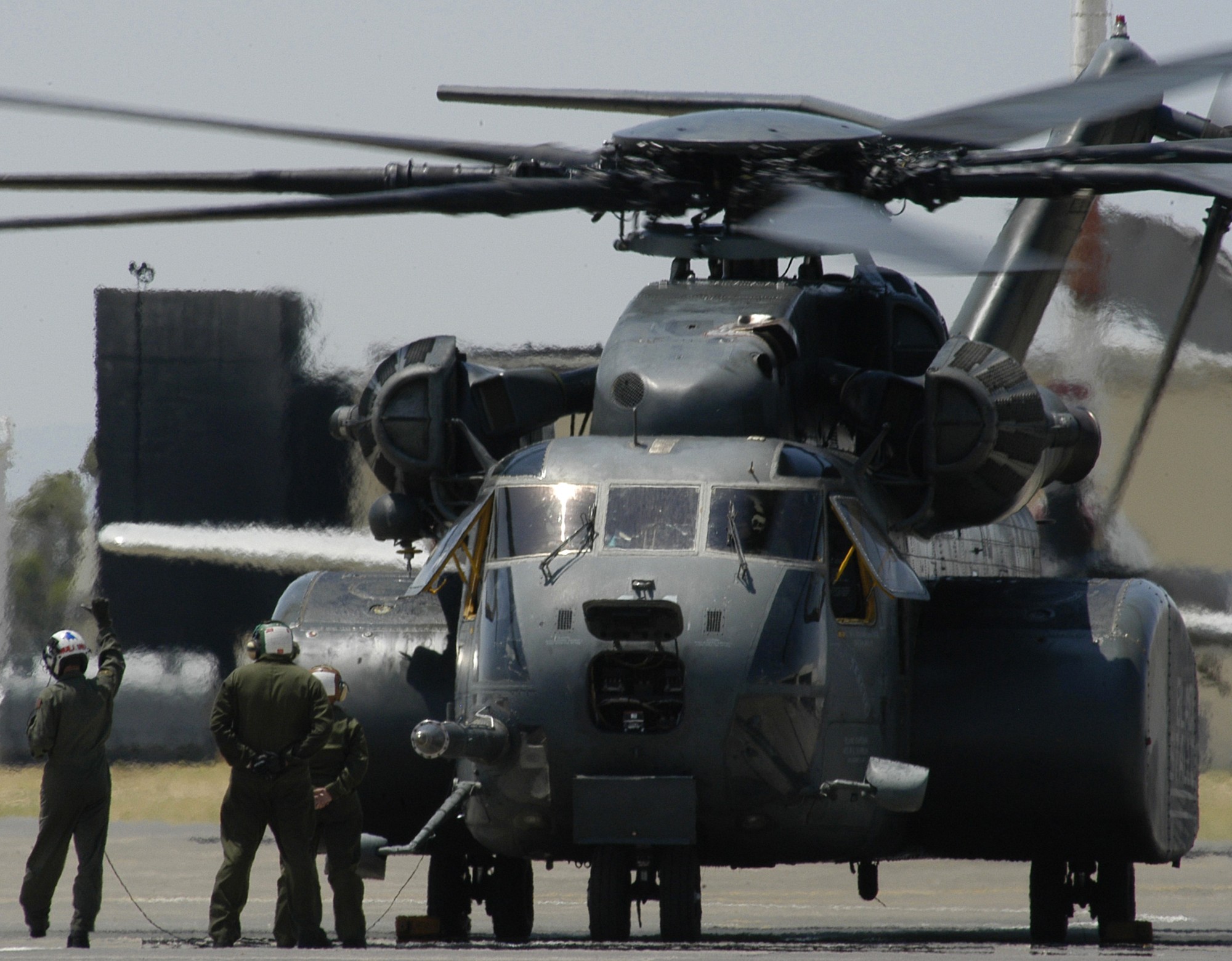 hc-4 black stallions helicopter combat support squadron mh-53e sea dragon 07