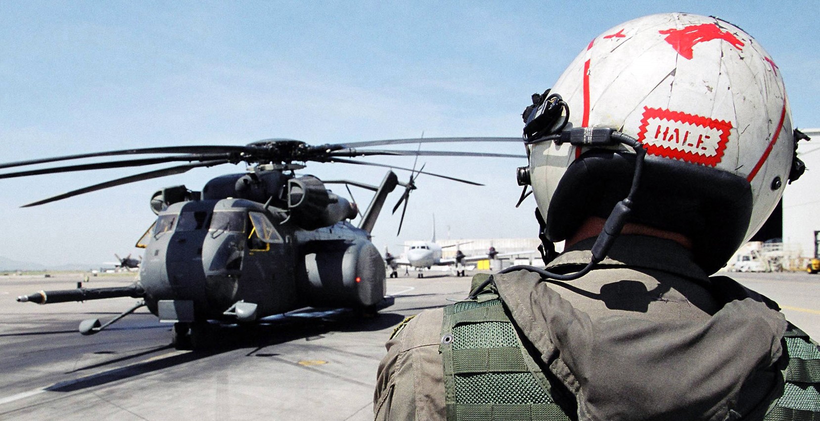 hc-4 black stallions helicopter combat support squadron mh-53e sea dragon 12