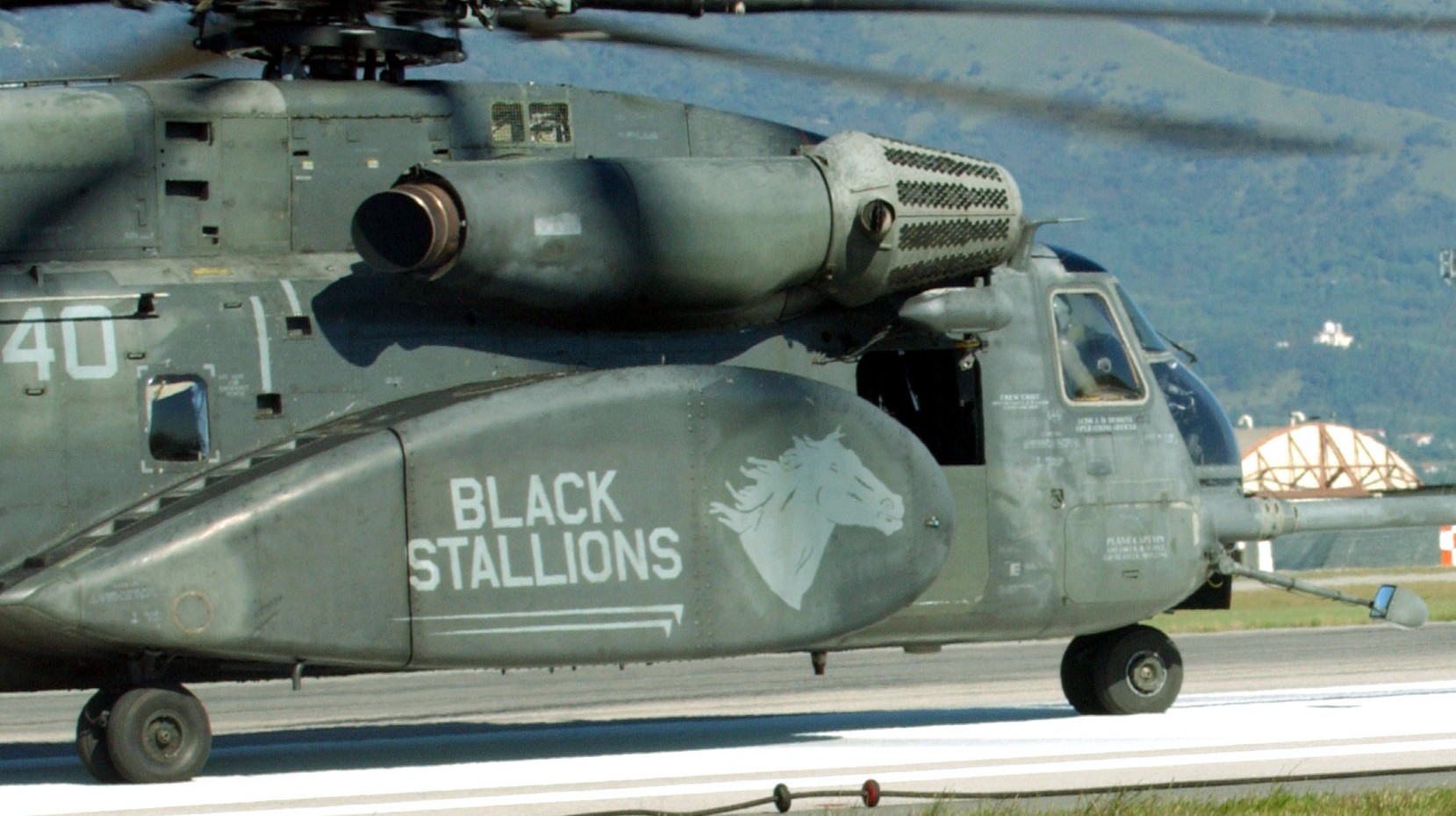 hc-4 black stallions helicopter combat support squadron mh-53e sea dragon 50
