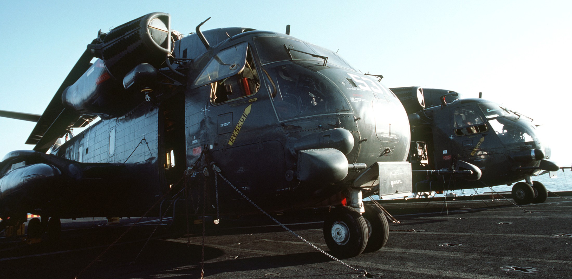 hm-14 vanguard helicopter mine countermeasures squadron navy rh-53d sea stallion 90