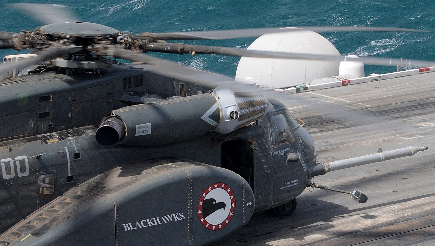 hm-15 blackhawks helicopter mine countermeasures squadron navy mh-53e sea dragon 48 uss abraham lincoln cvn-72