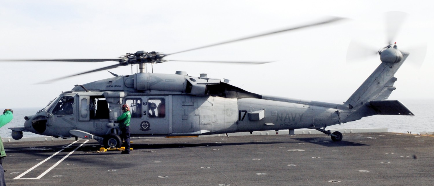 hsc-4 black knights helicopter sea combat squadron us navy mh-60s seahawk 2013 12