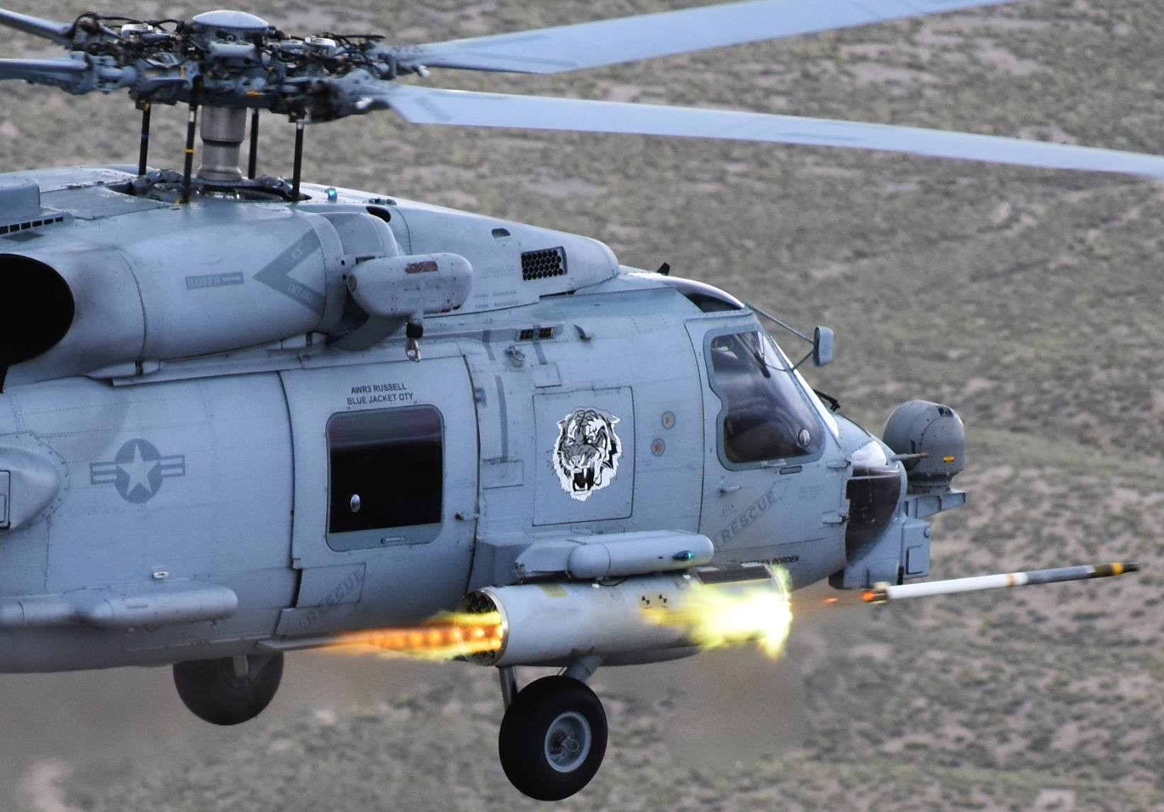 hsm-73 battlecats helicopter maritime strike squadron mh-60r seahawk lau-61g/a rocket launcher 08