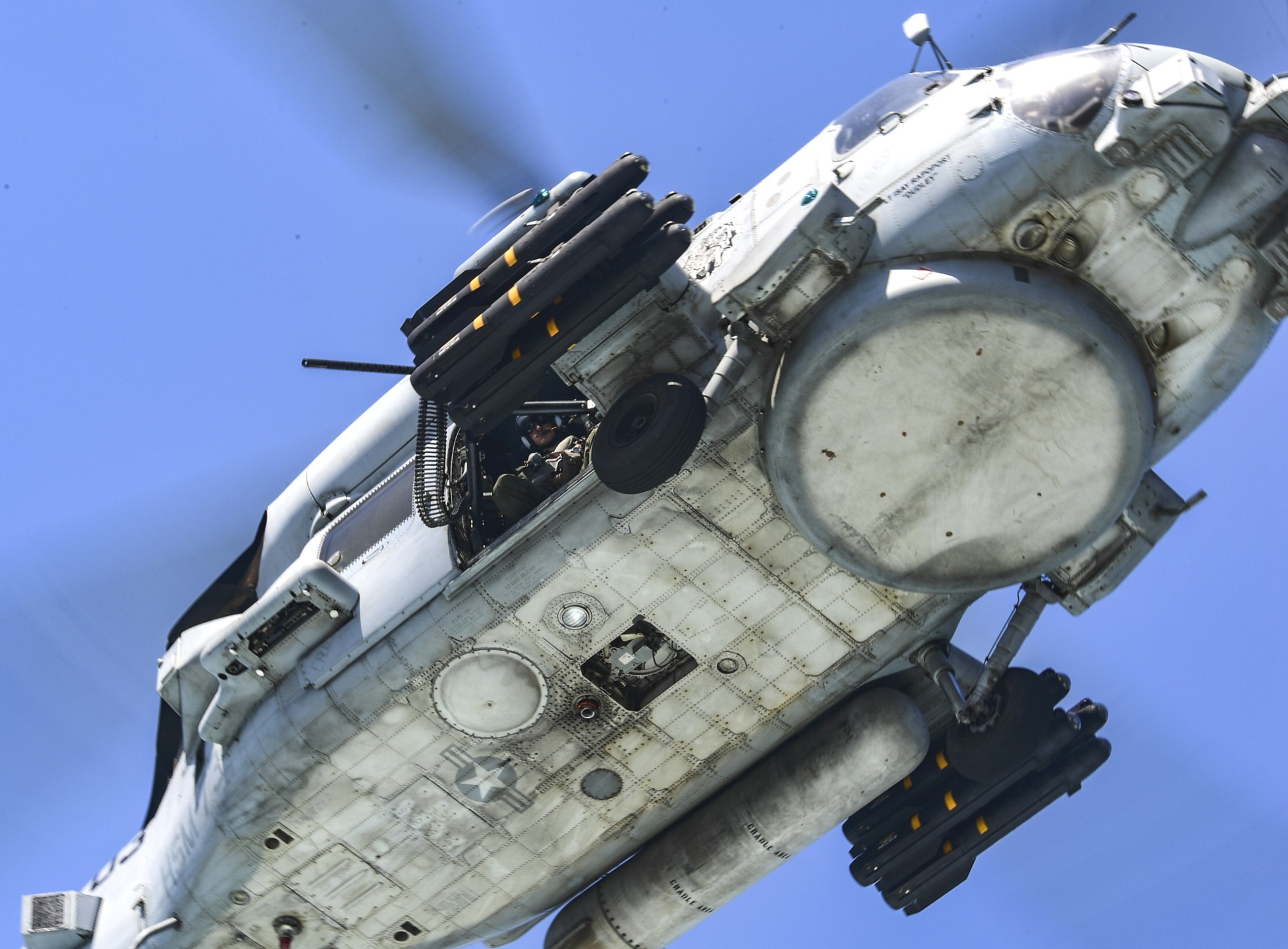 hsm-73 battlecats helicopter maritime strike squadron mh-60r seahawk cvw-17 cvn-71 uss theodore roosevelt 23