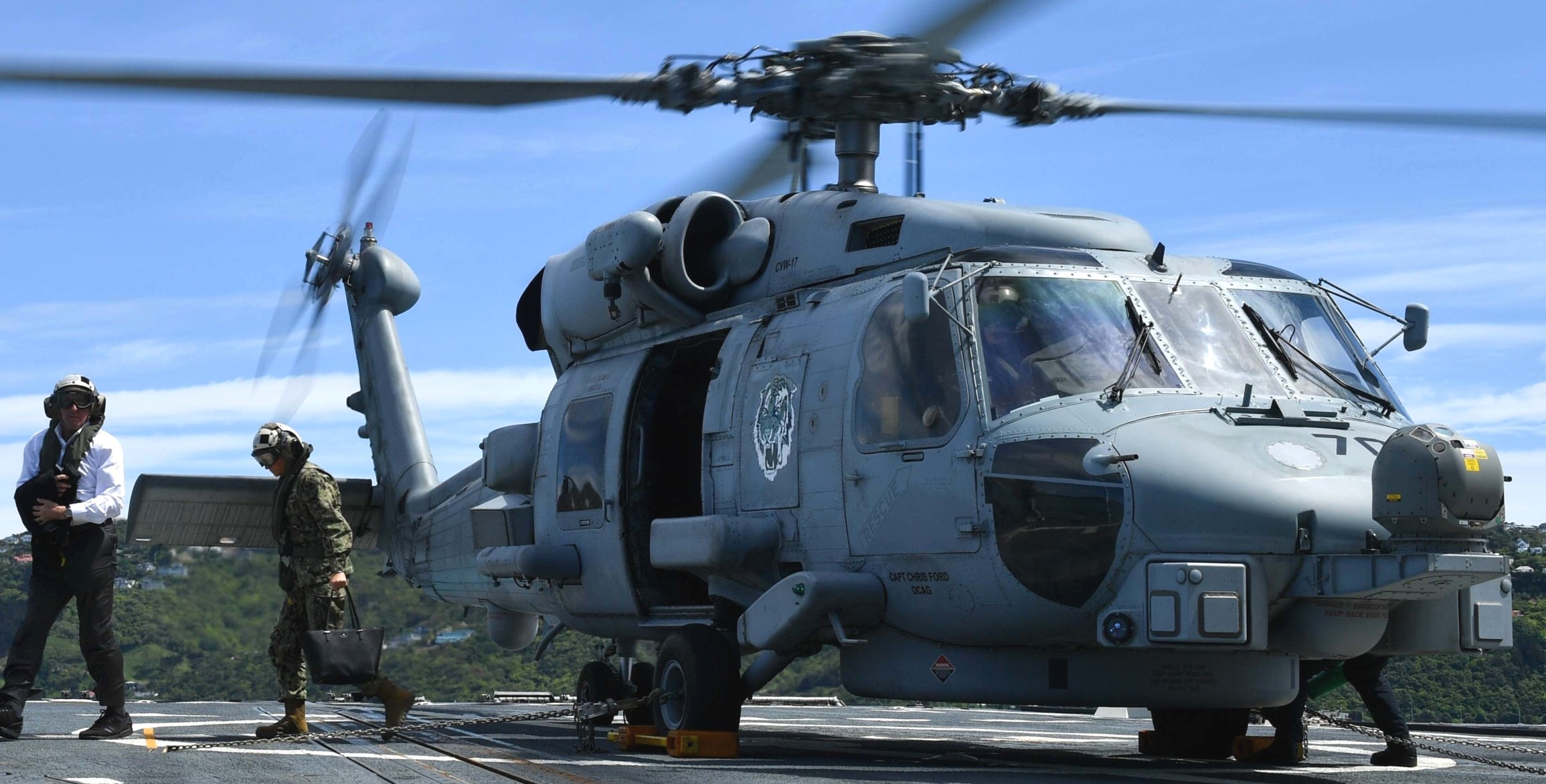 hsm-73 battlecats helicopter maritime strike squadron mh-60r seahawk ddg-102 uss sampson 39