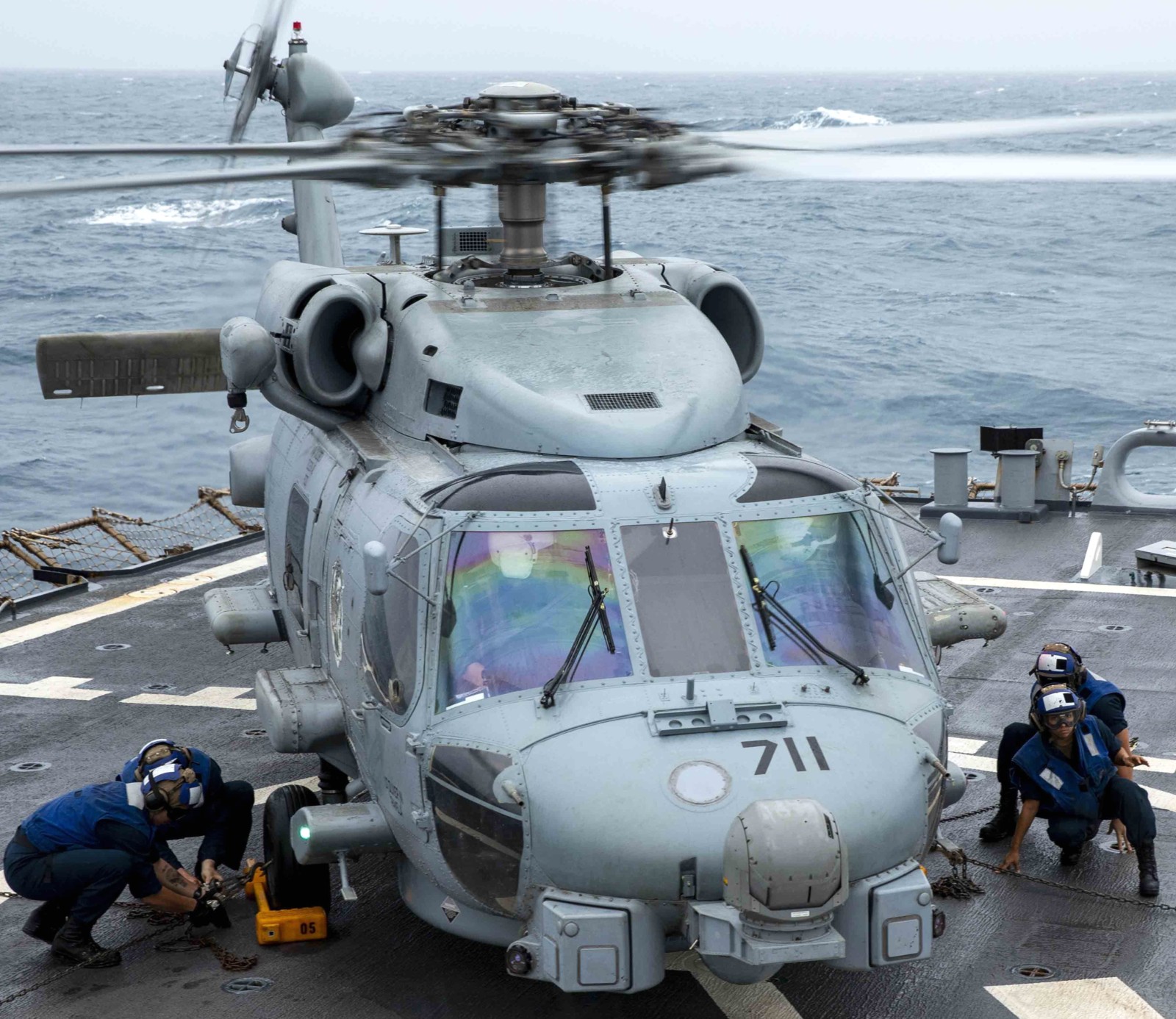 hsm-73 battlecats helicopter maritime strike squadron mh-60r seahawk ddg-73 uss decatur 99