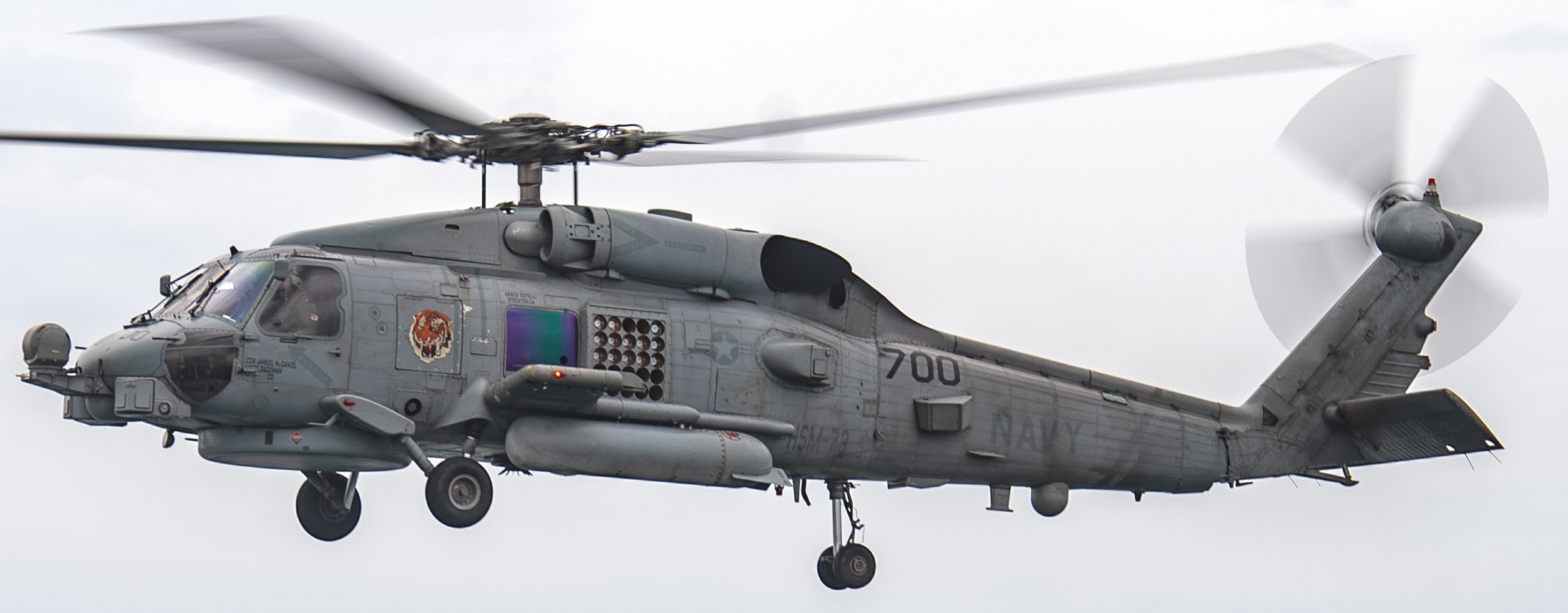 hsm-73 battlecats helicopter maritime strike squadron mh-60r seahawk cvw-17 cvn-68 uss nimitz 103