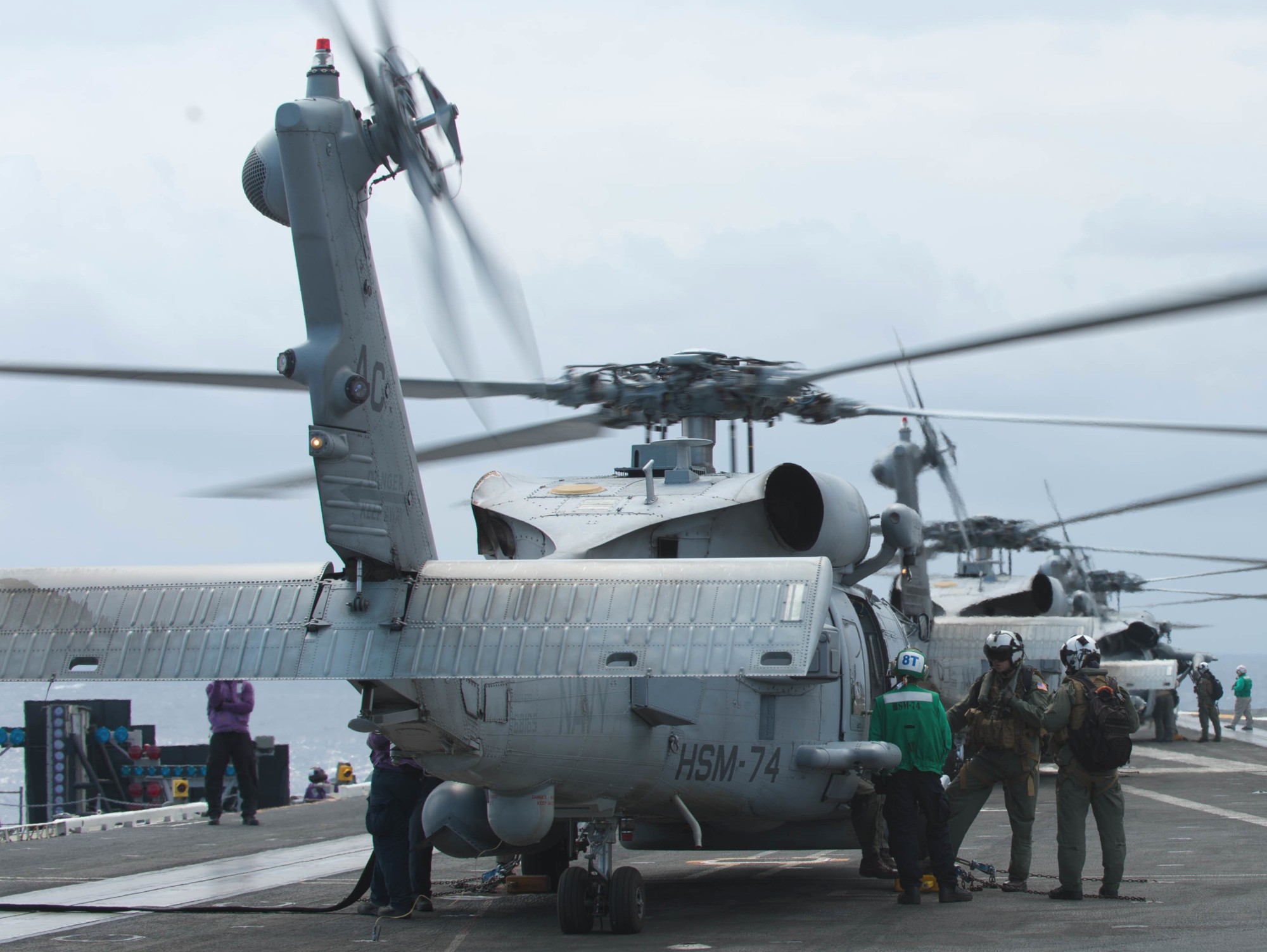 hsm-74 swamp foxes helicopter maritime strike squadron mh-60r seahawk cvw-3 cvn-69 uss dwight d. eisenhower 40