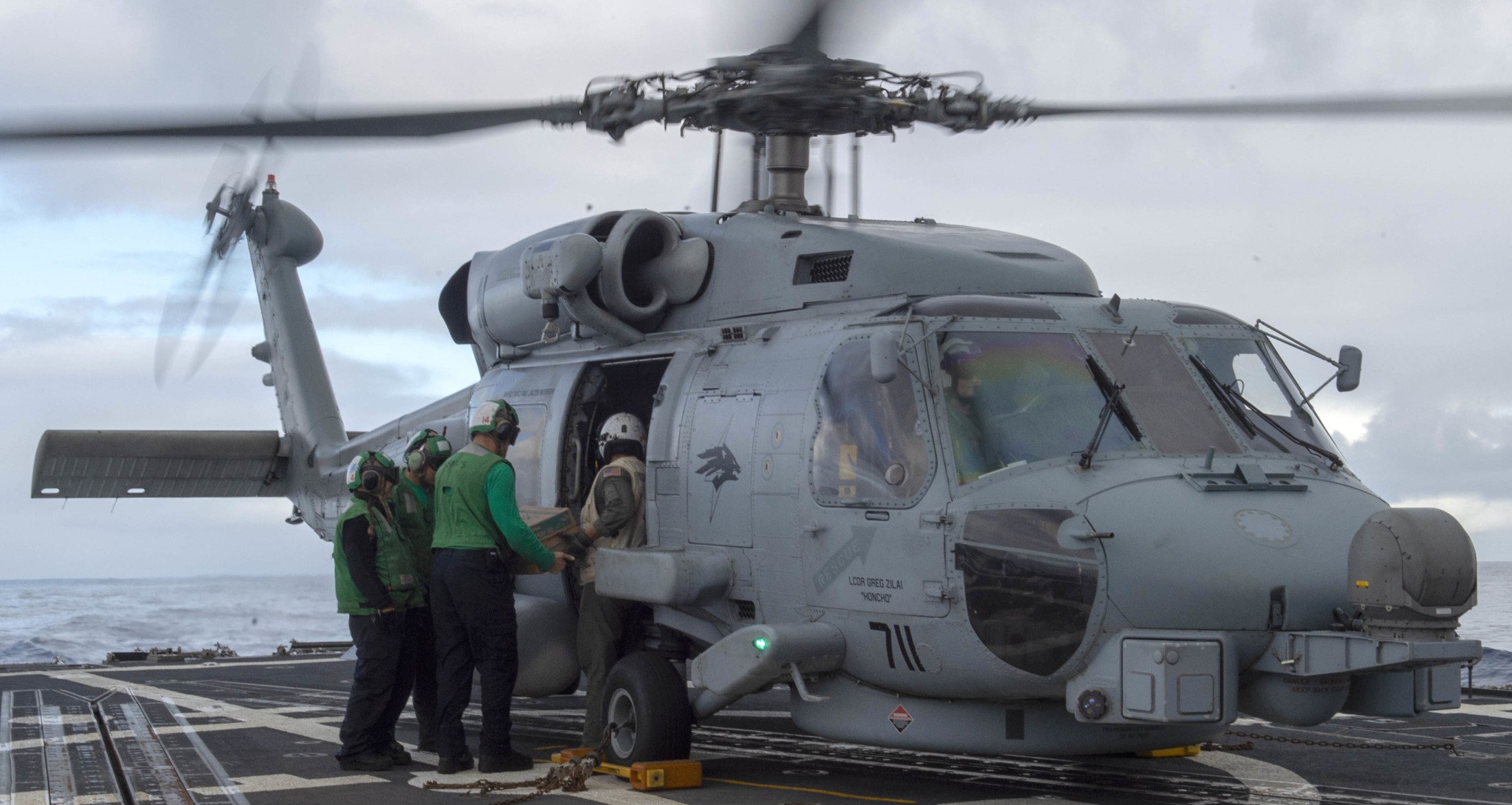 hsm-75 wolf pack helicopter maritime strike squadron mh-60r seahawk ddg-100 uss kidd 55