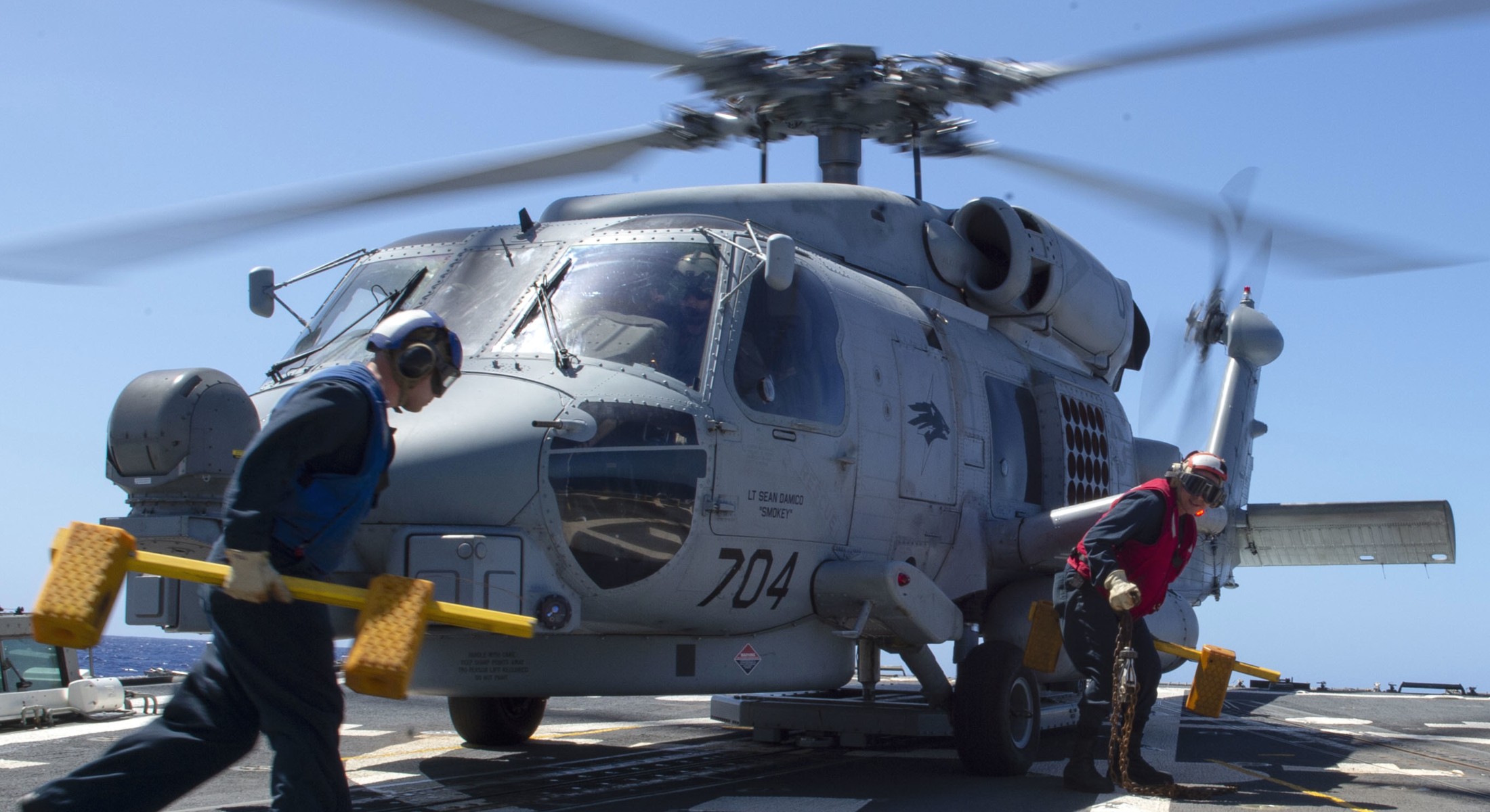 hsm-75 wolf pack helicopter maritime strike squadron mh-60r seahawk ddg-100 uss kidd 2020 71