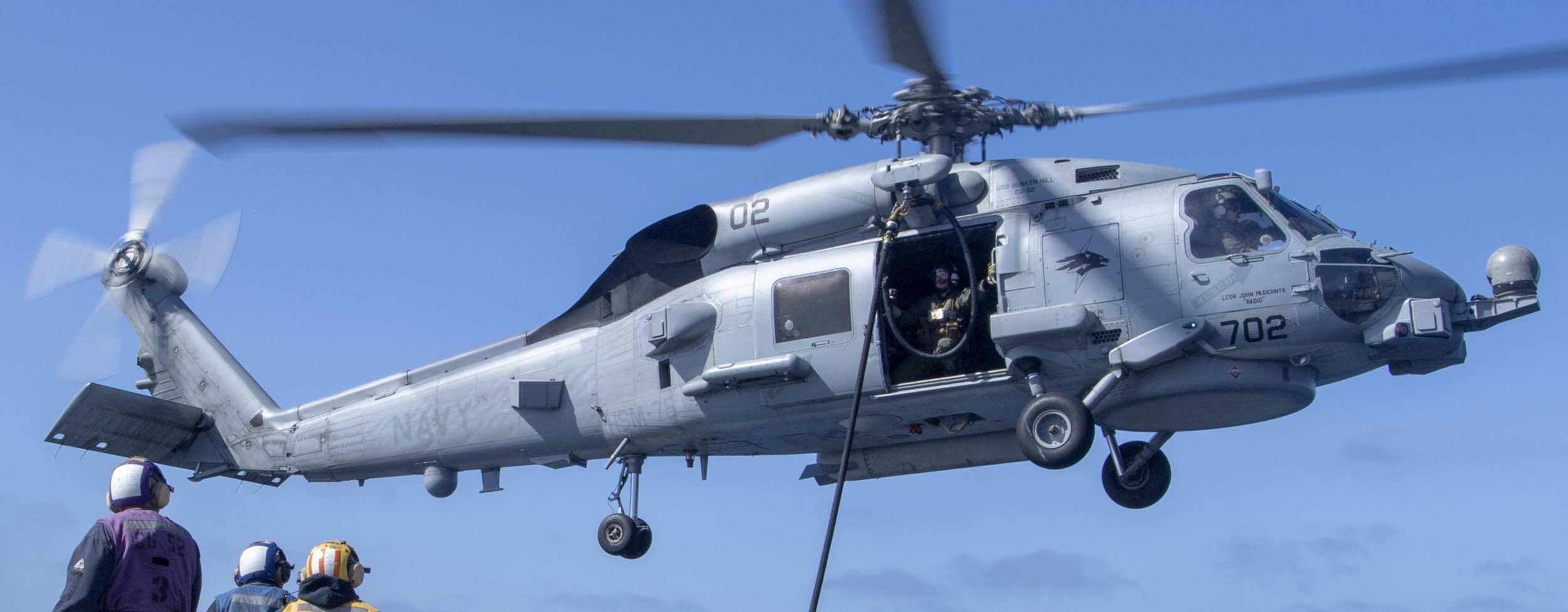 hsm-75 wolf pack helicopter maritime strike squadron mh-60r seahawk cg-52 uss bunker hill 2021 97