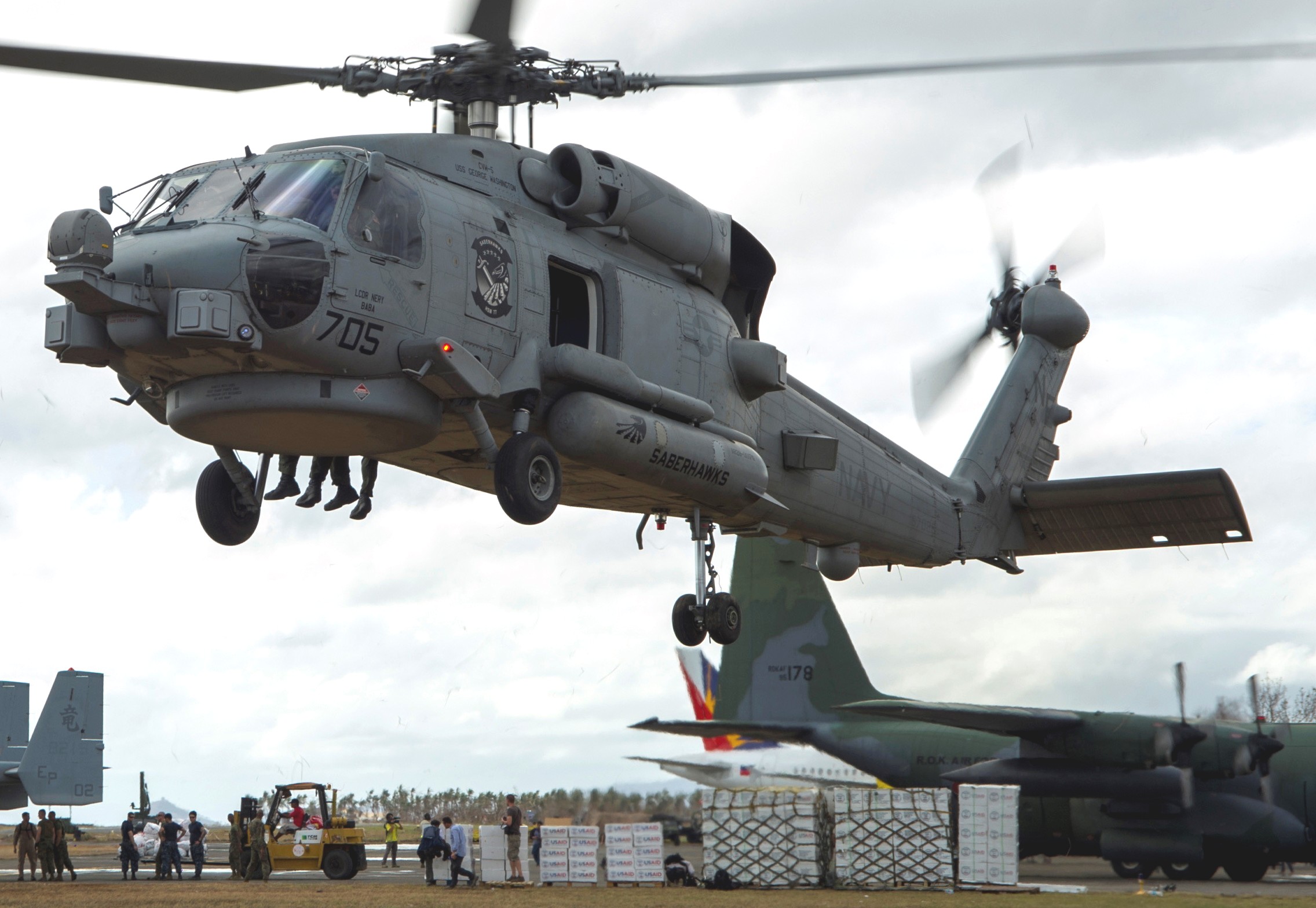 hsm-77 saberhawks helicopter maritime strike squadron mh-60r seahawk typhoon haiyan philippines 17