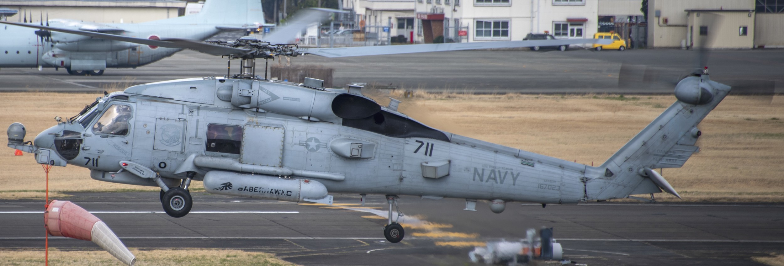 hsm-77 saberhawks helicopter maritime strike squadron mh-60r seahawk naf atsugi japan 26
